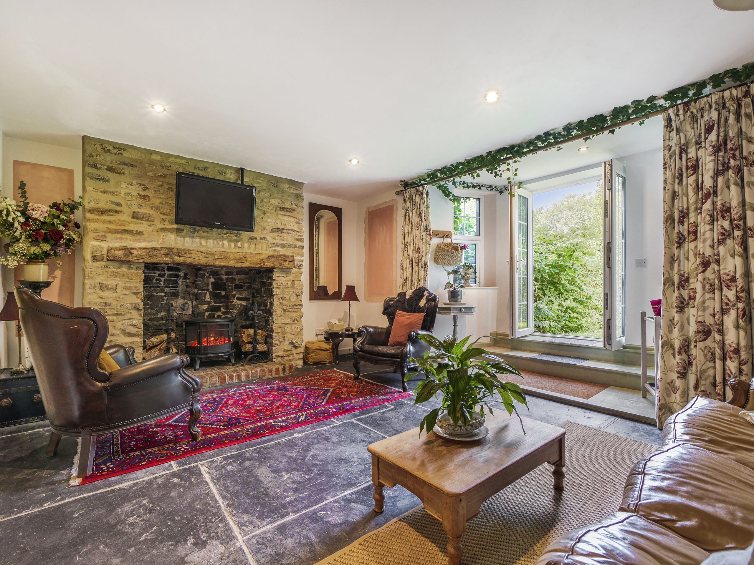 Lily Pad Garden Flat