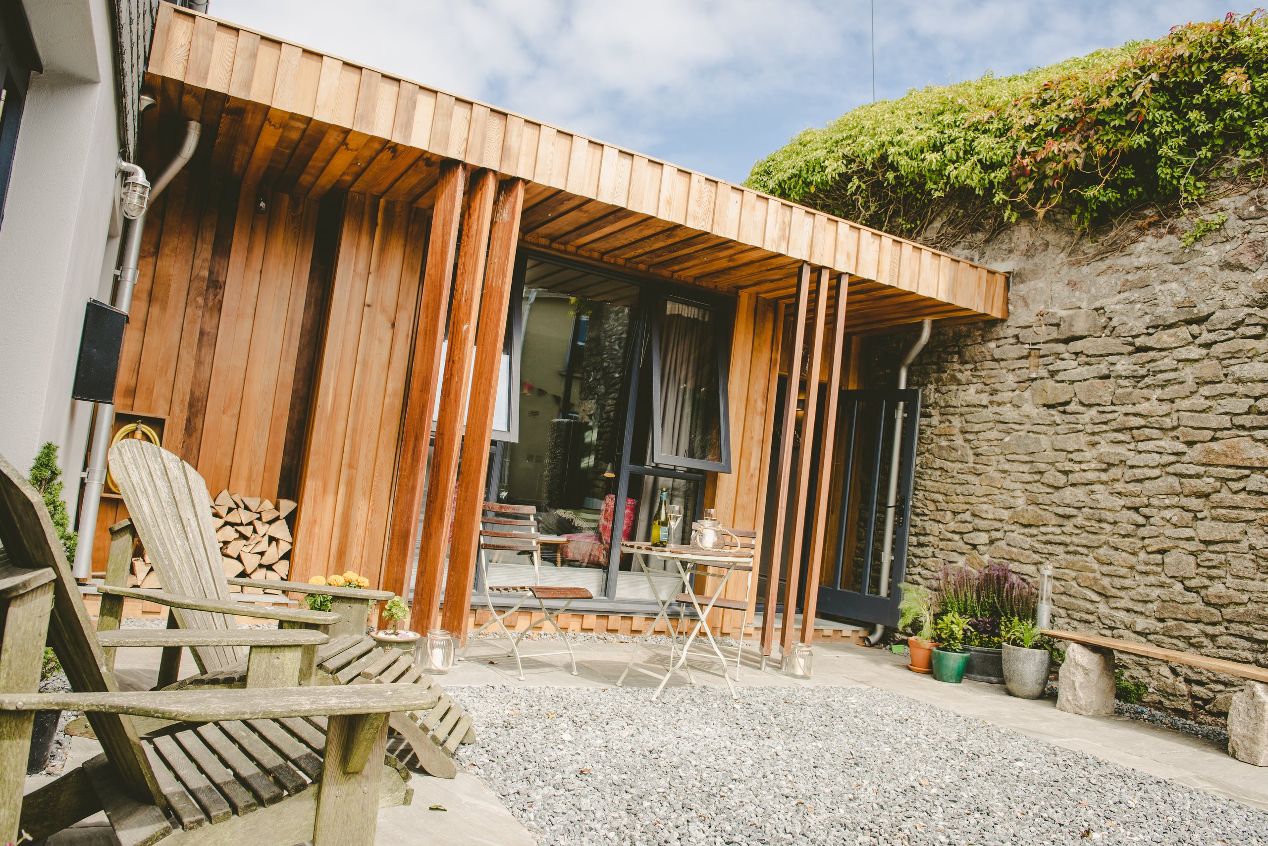 Archavon Studio