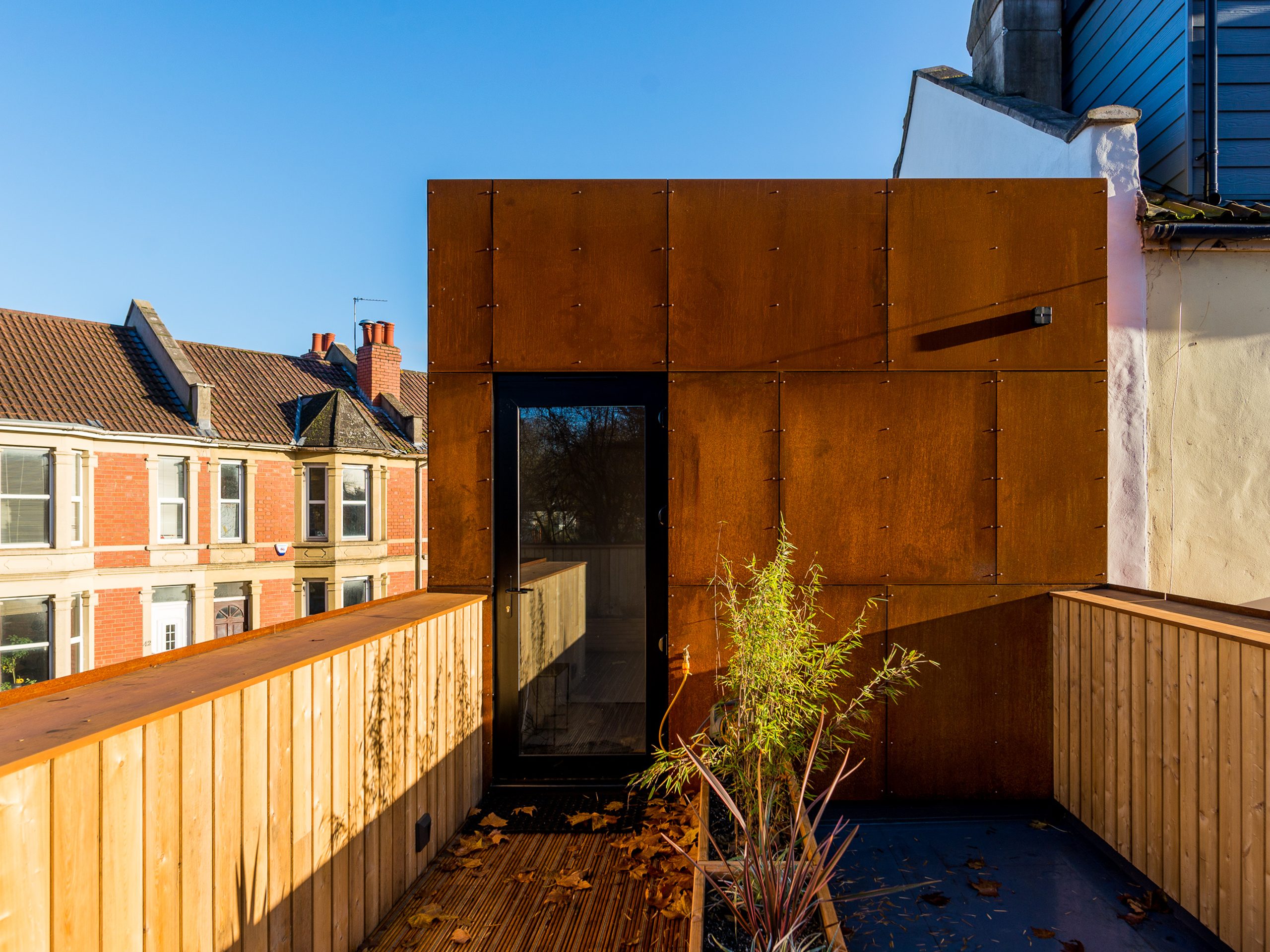 Corten Courtyard House