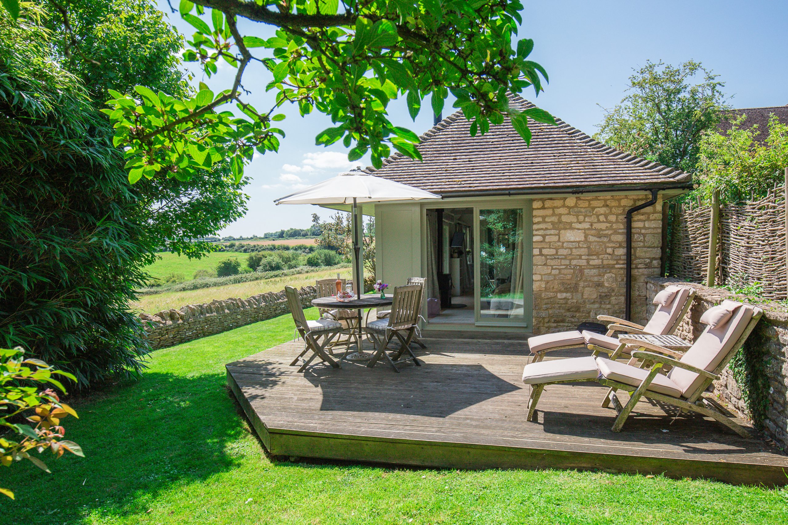Cotswold Pavilion - Image 1