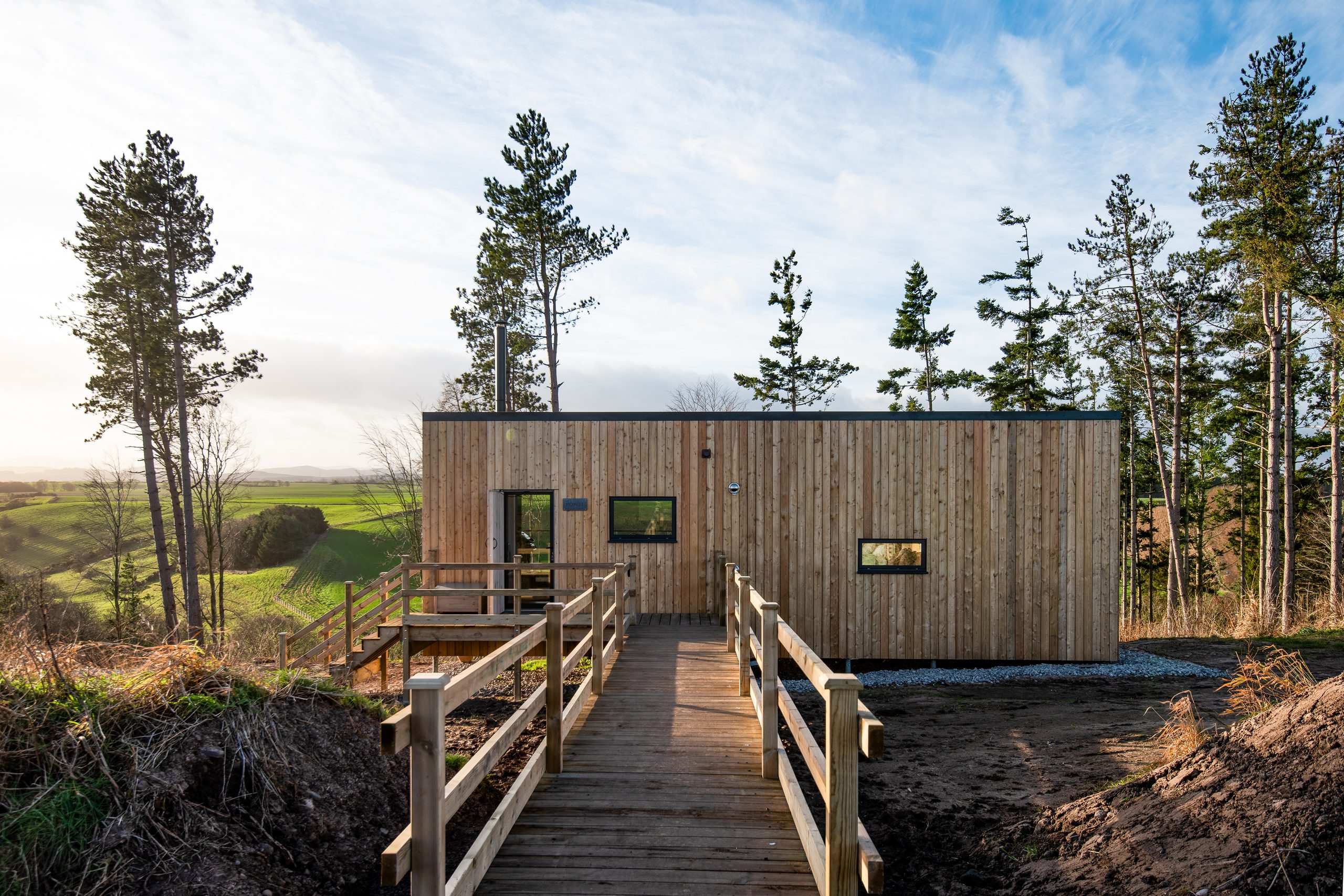 Tiptoe Retreat - Image 1
