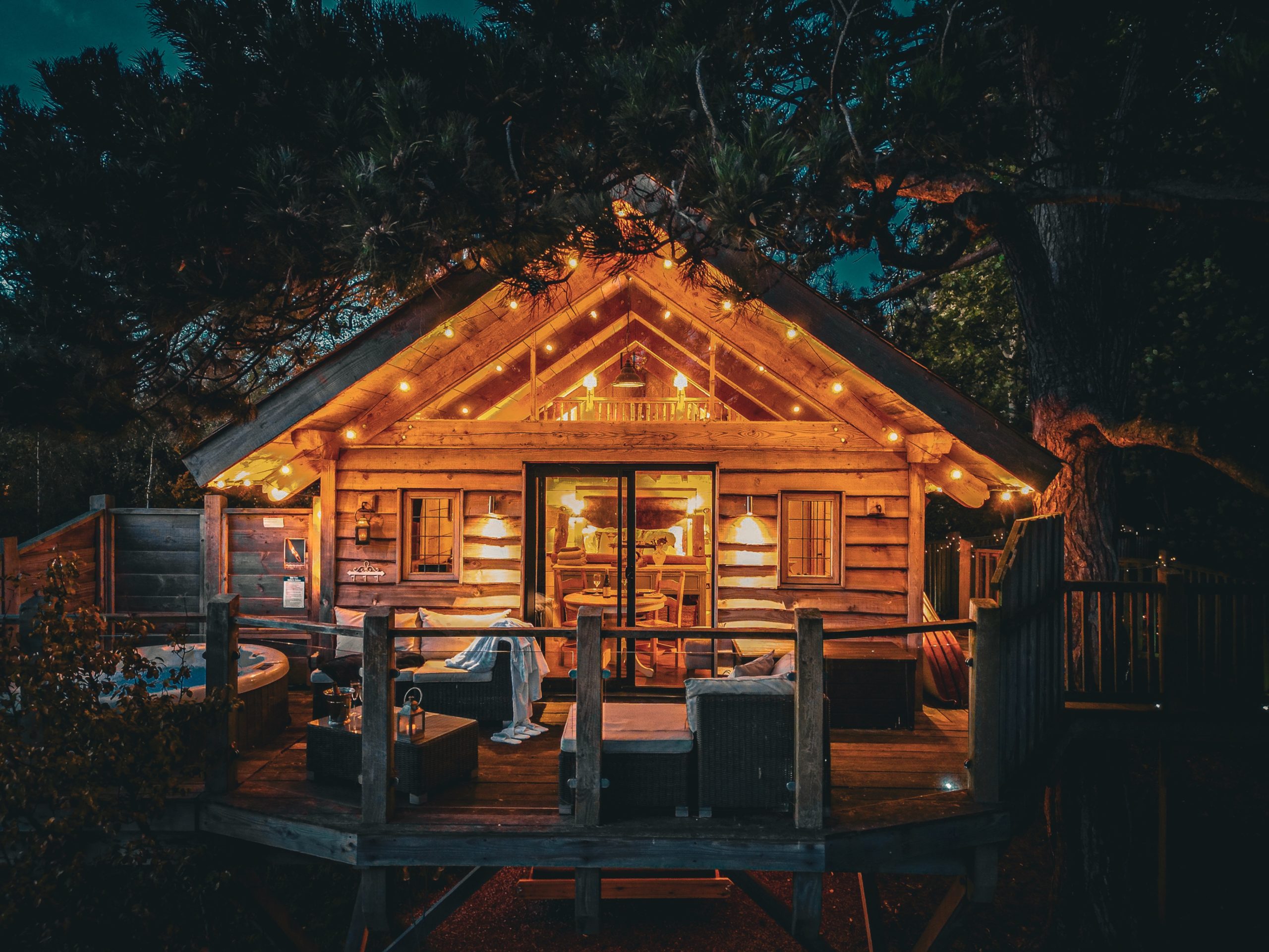 Bredon Hill Treehouses - Image 1