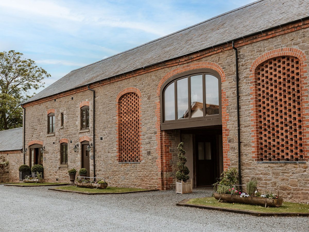 The Old Mill, Hayloft & Byre