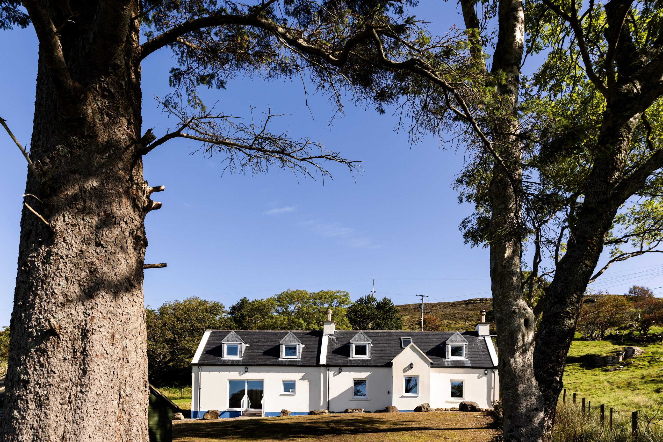 9 Achnacloich - Image 1