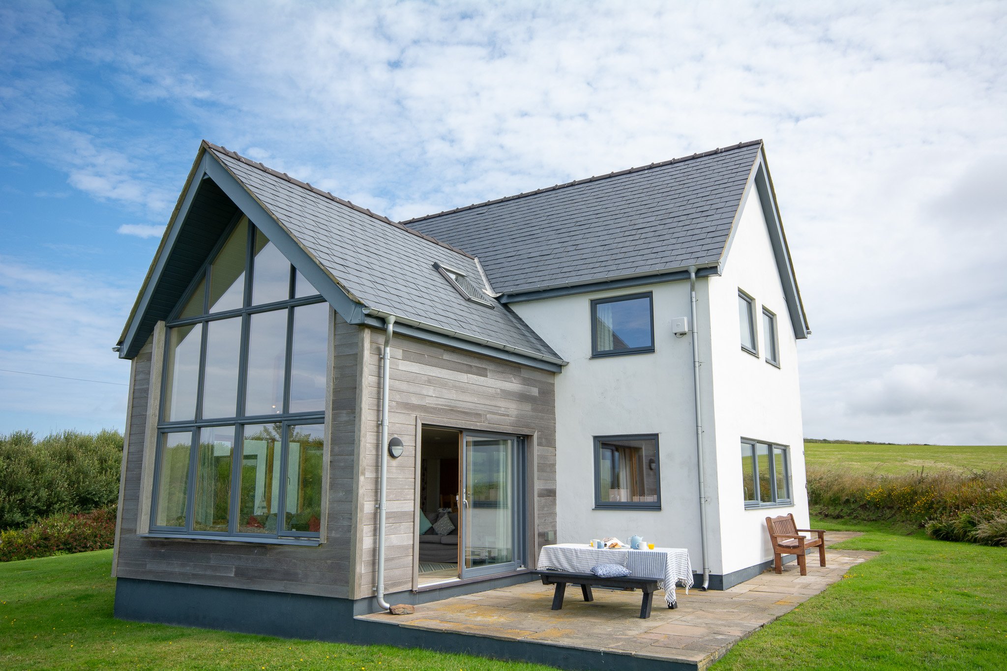 Ty Glan Y Mor