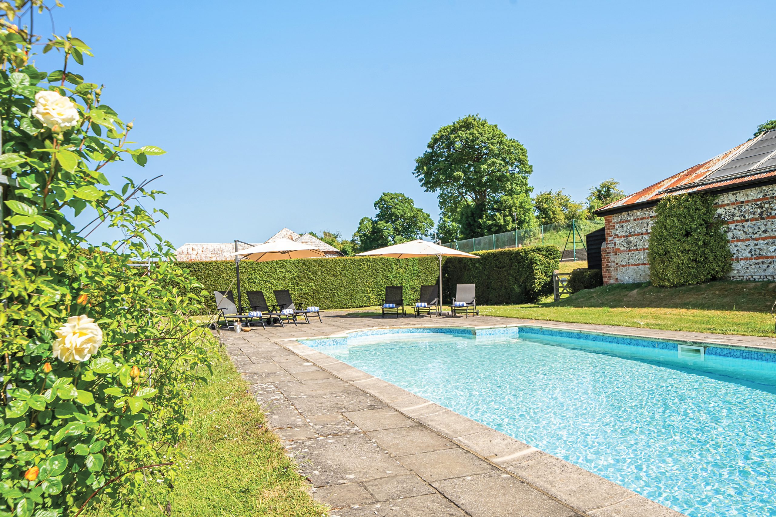 Abbotstone Farmhouse - Image 1