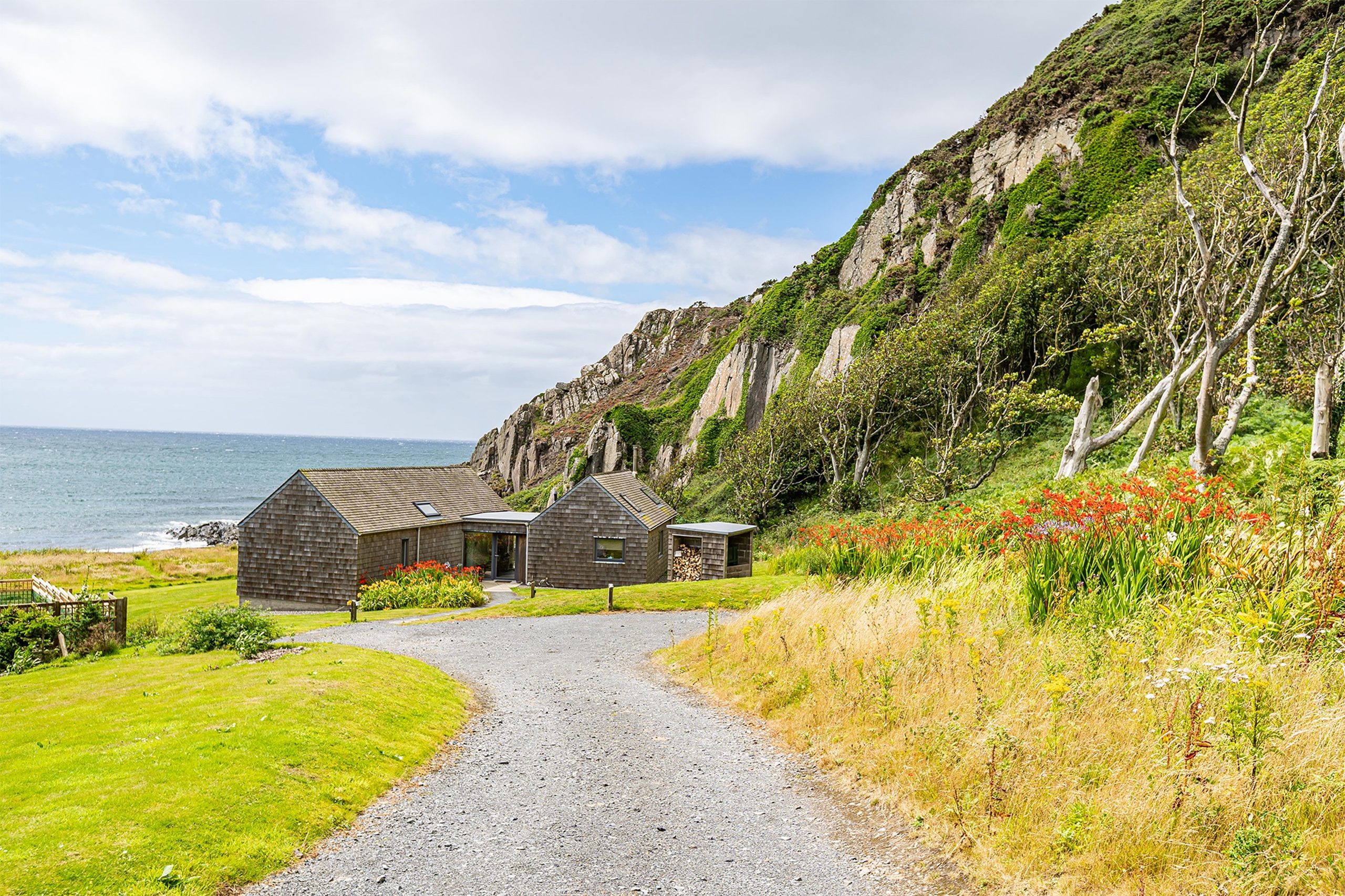 Shingle Lodge - Image 1