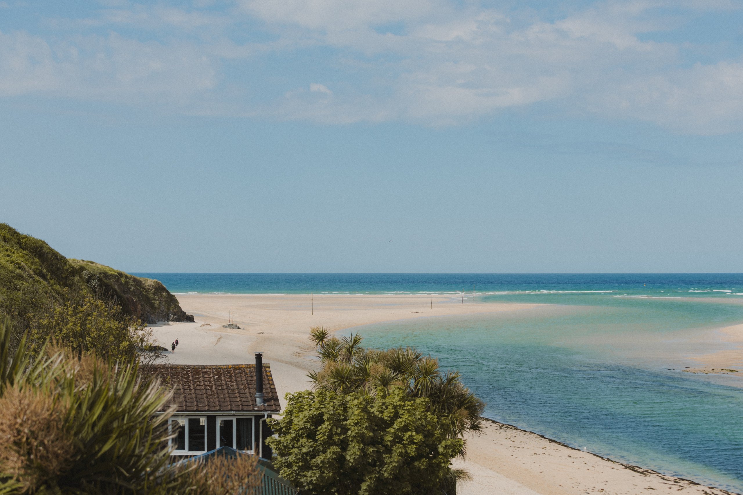 Beach Houses for Large Groups - Image 1