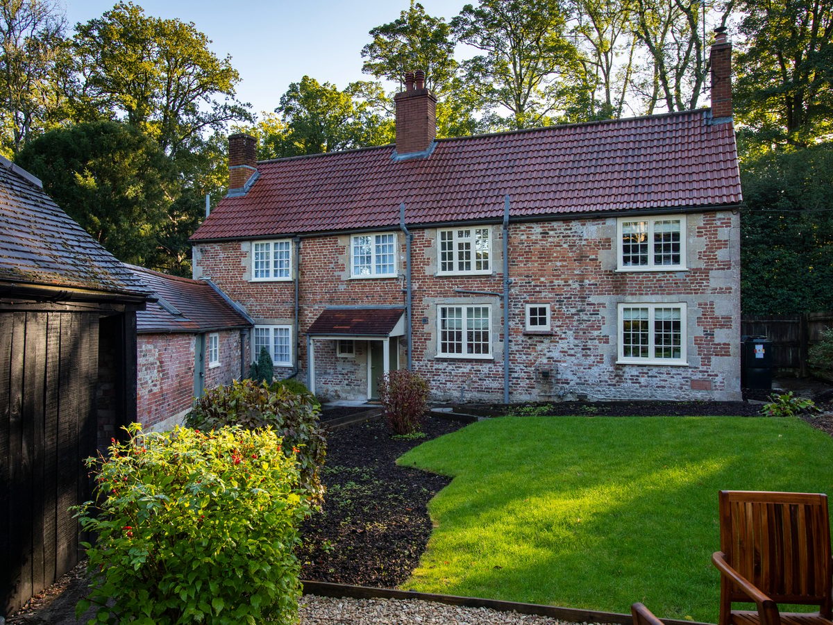 Carpenter's Cottage