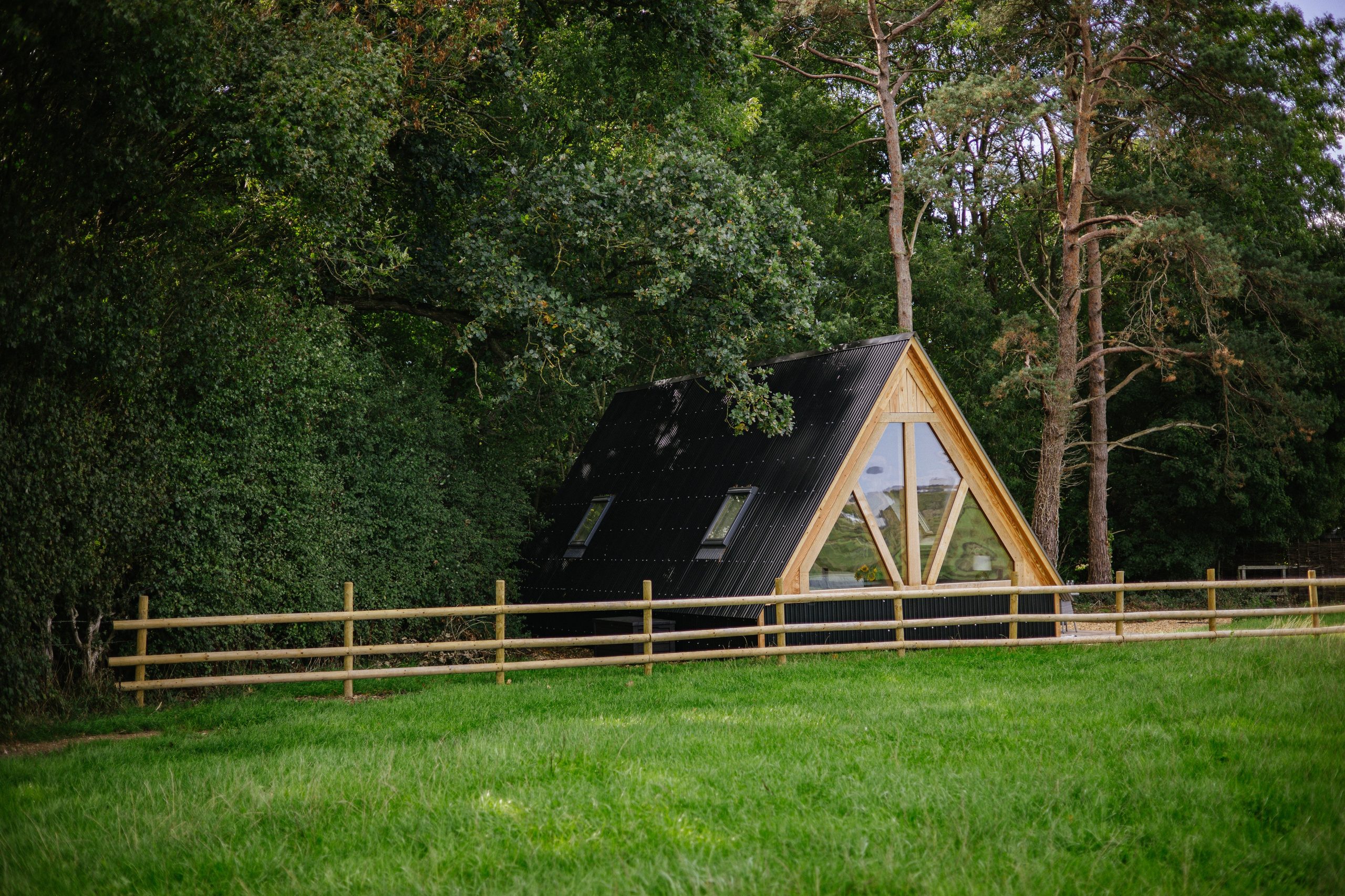 Woodland Cabin Midelney Manor - Image 1