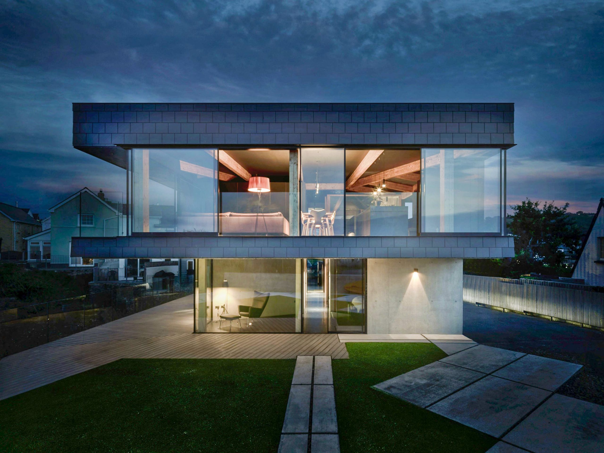 Edge House