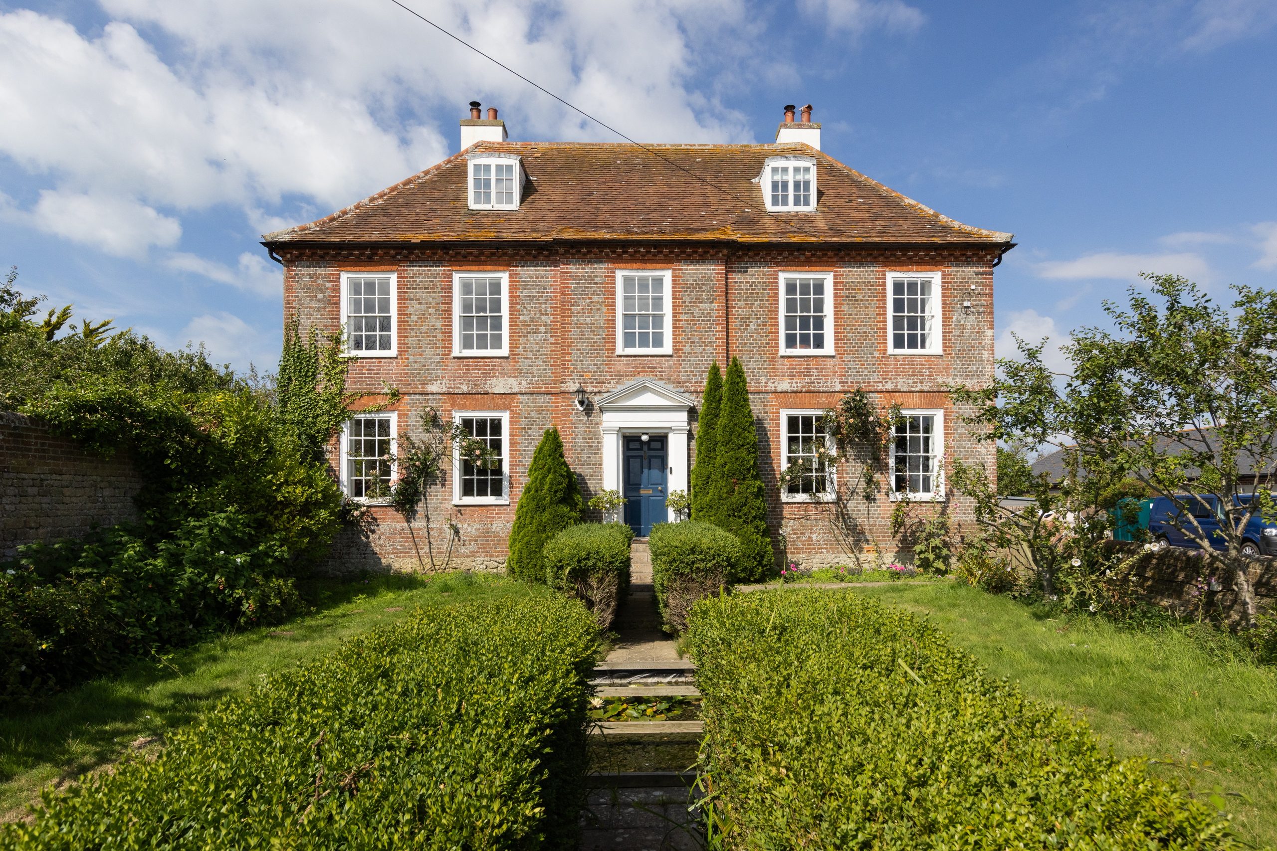 Coles House - Image 1