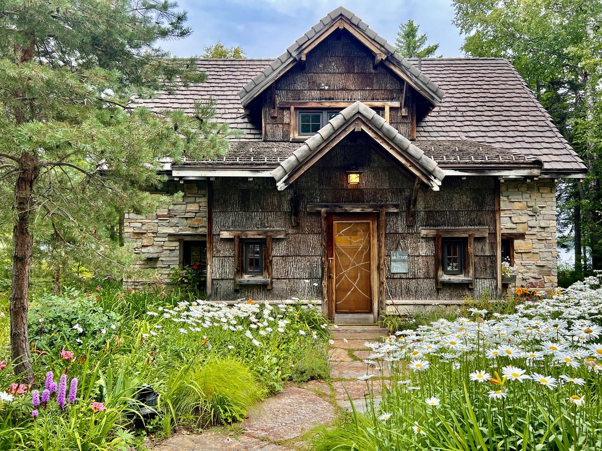Anam Cara Cabin