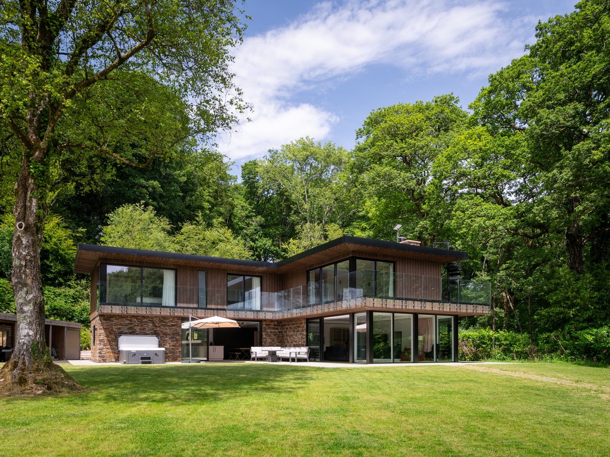 Wood lodge