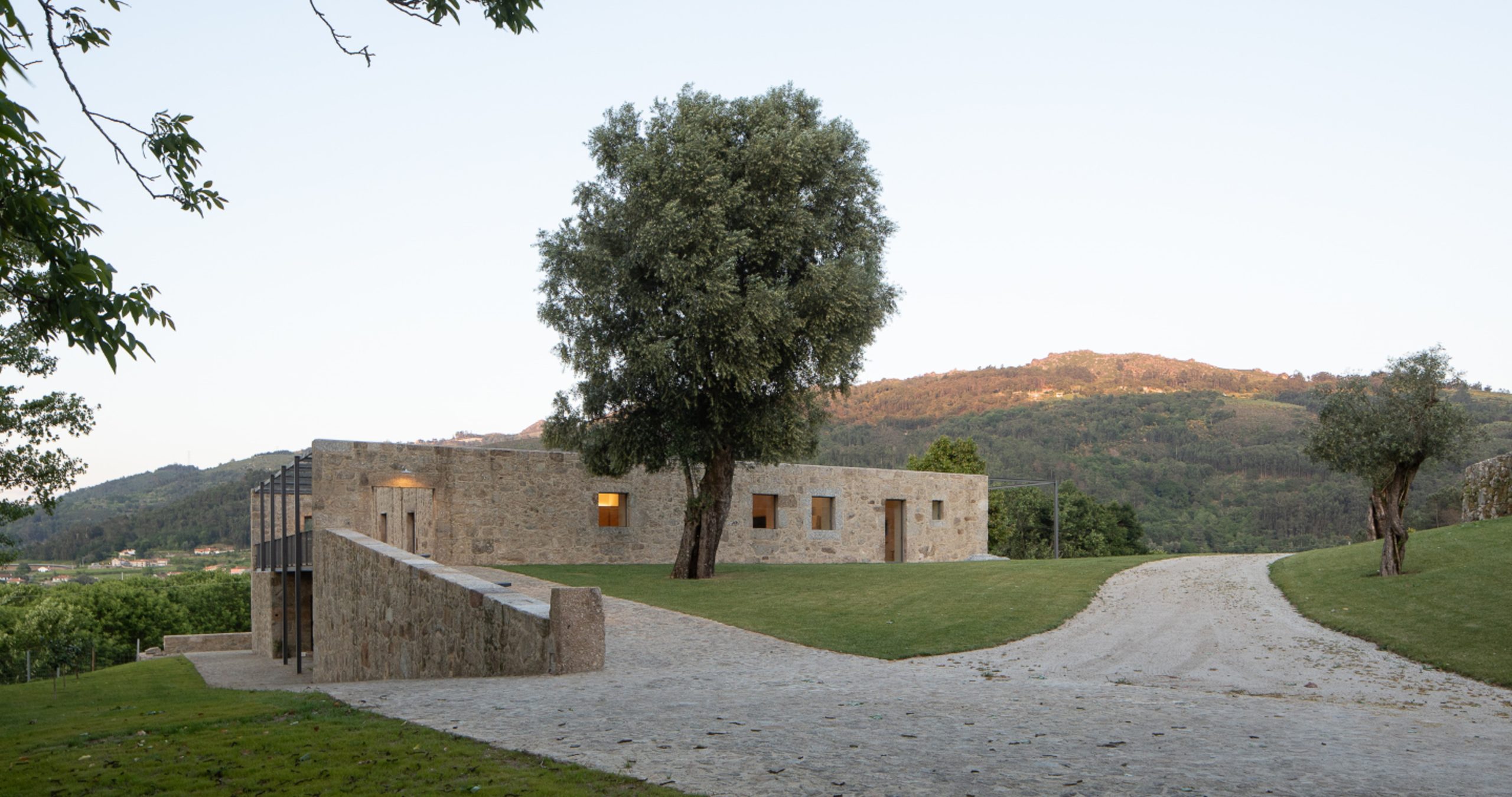 Quinta do Outeiro 1598 - Image 1