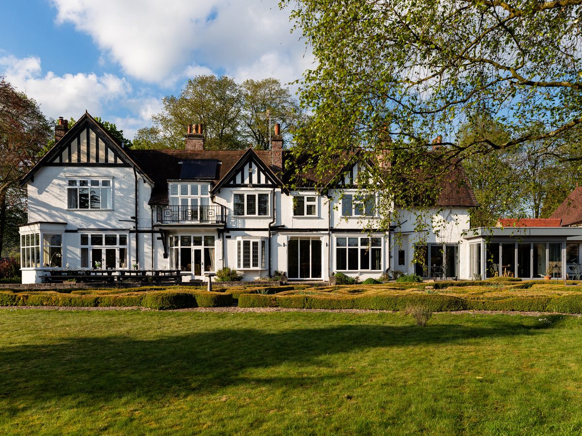 The Red House