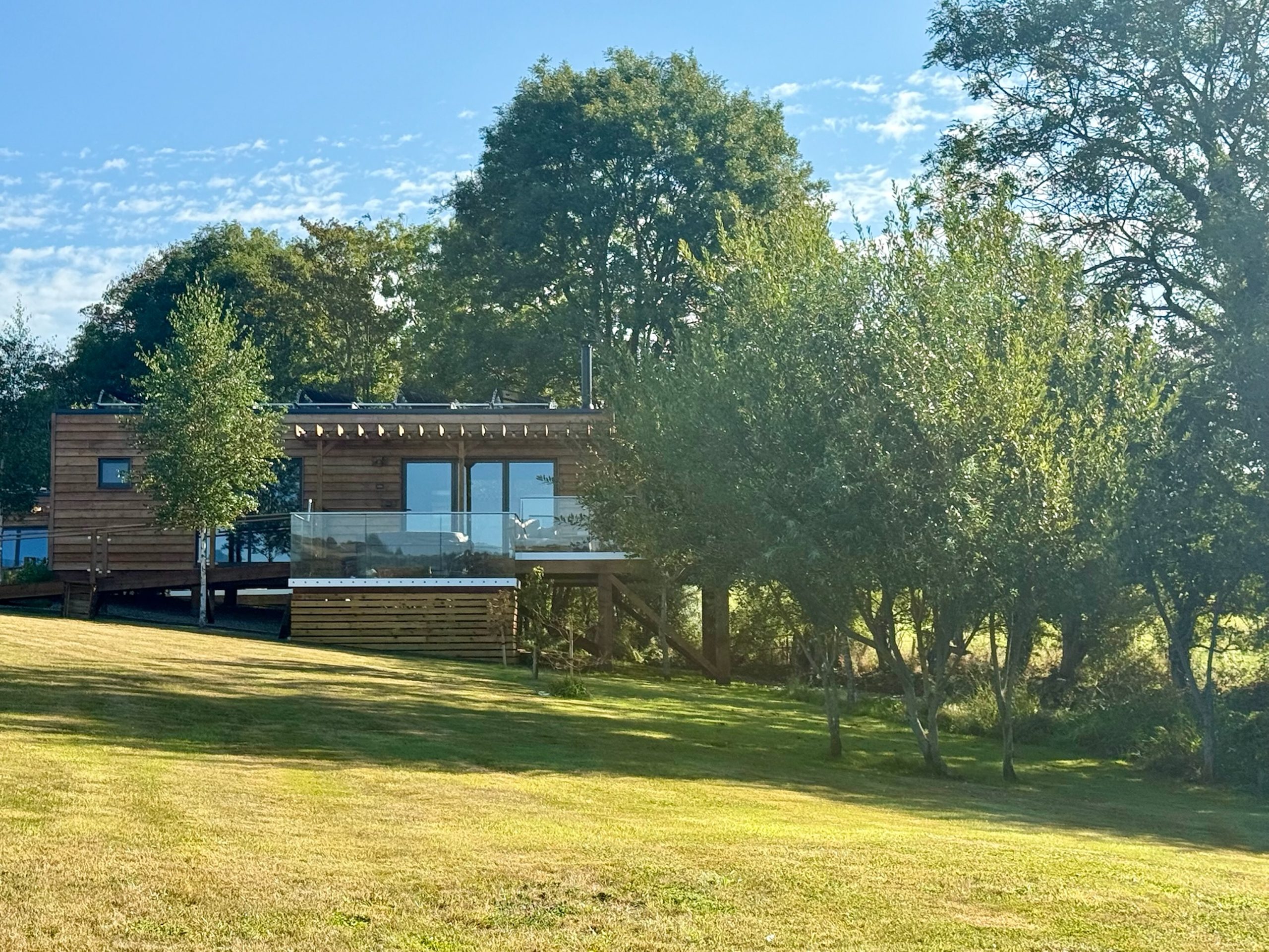 Fronteifi Nature Lodges