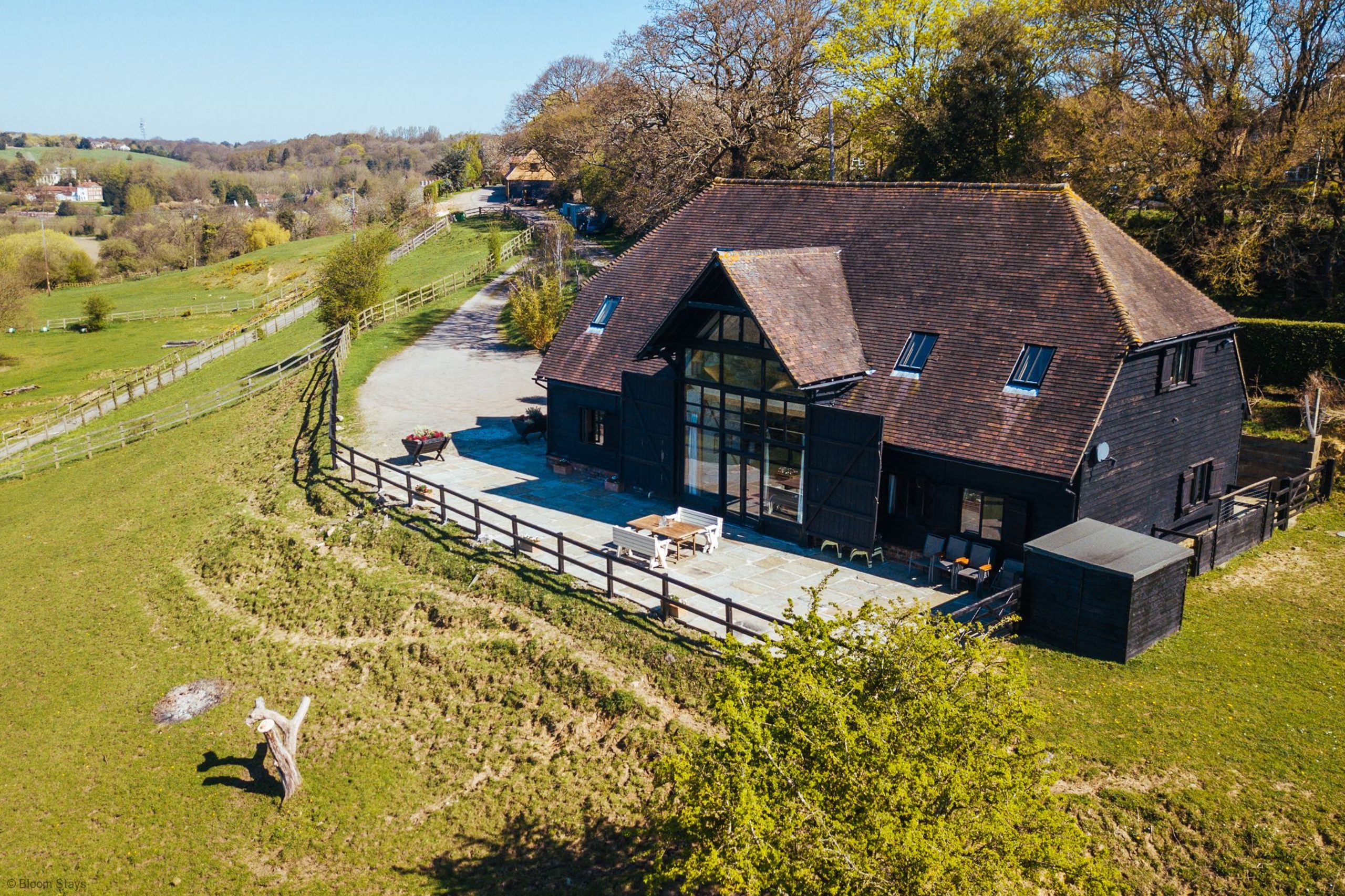 The Canterbury Barn - Image 1