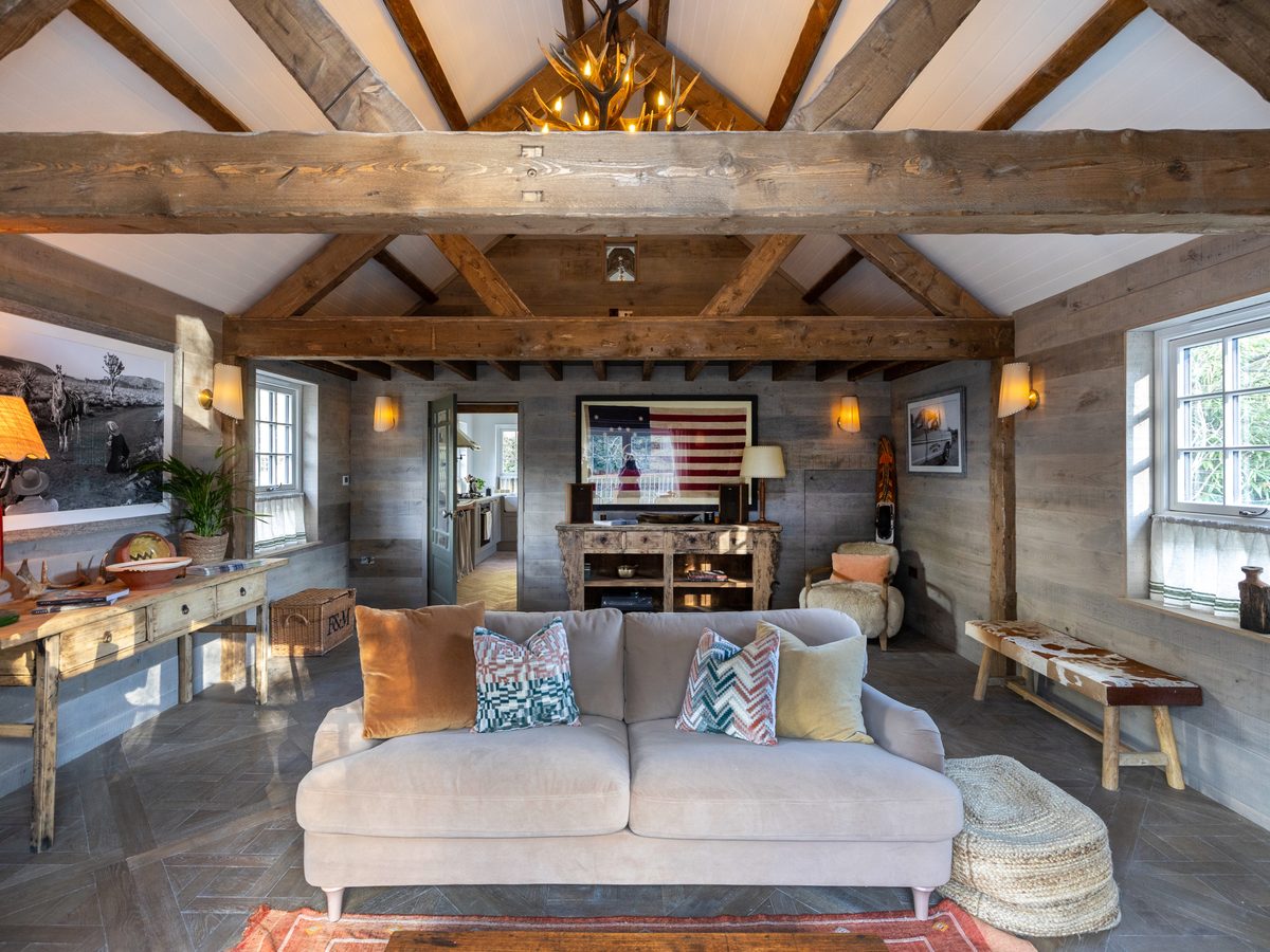 Palm Lodge