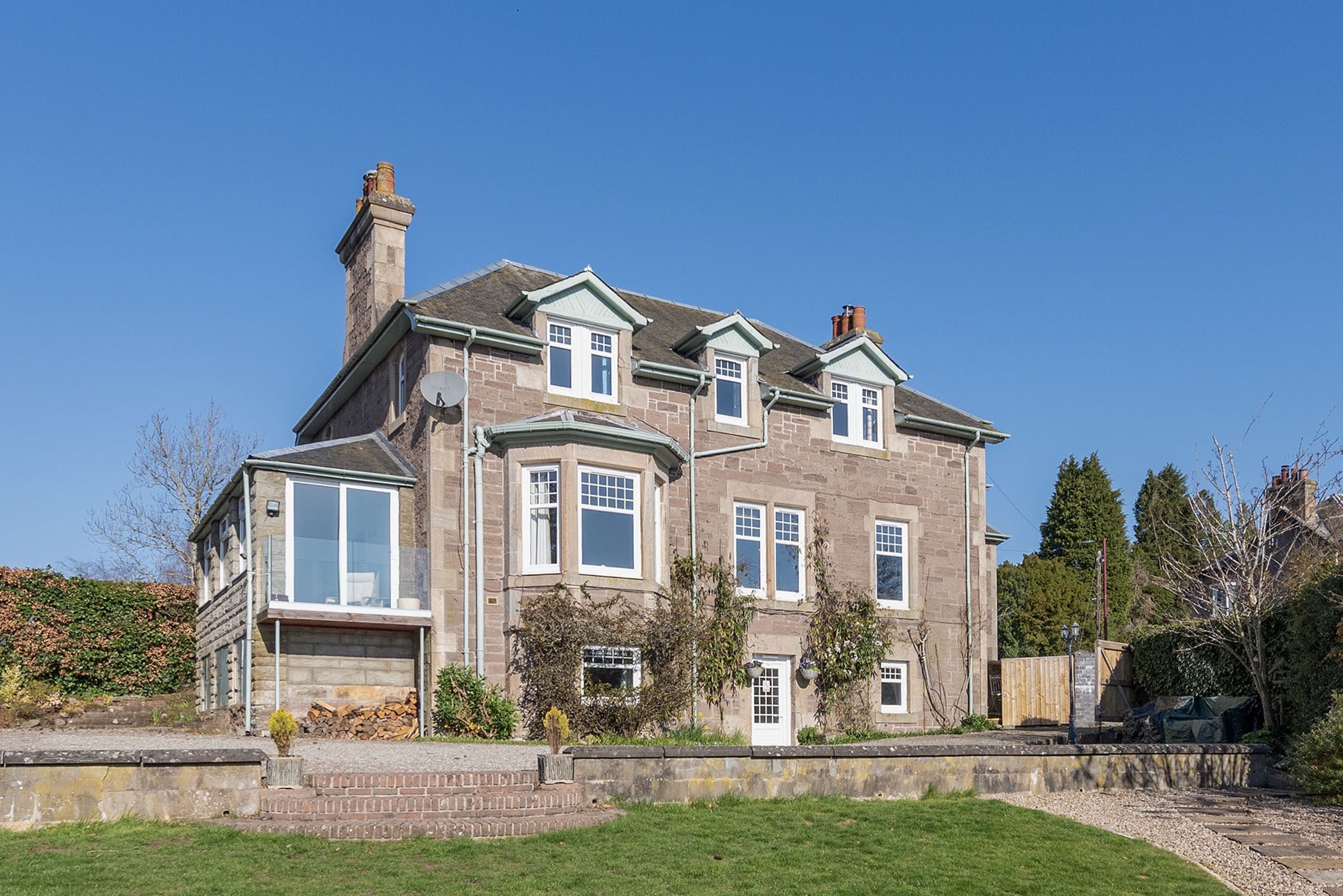 Fir Tree Lodge - Image 1