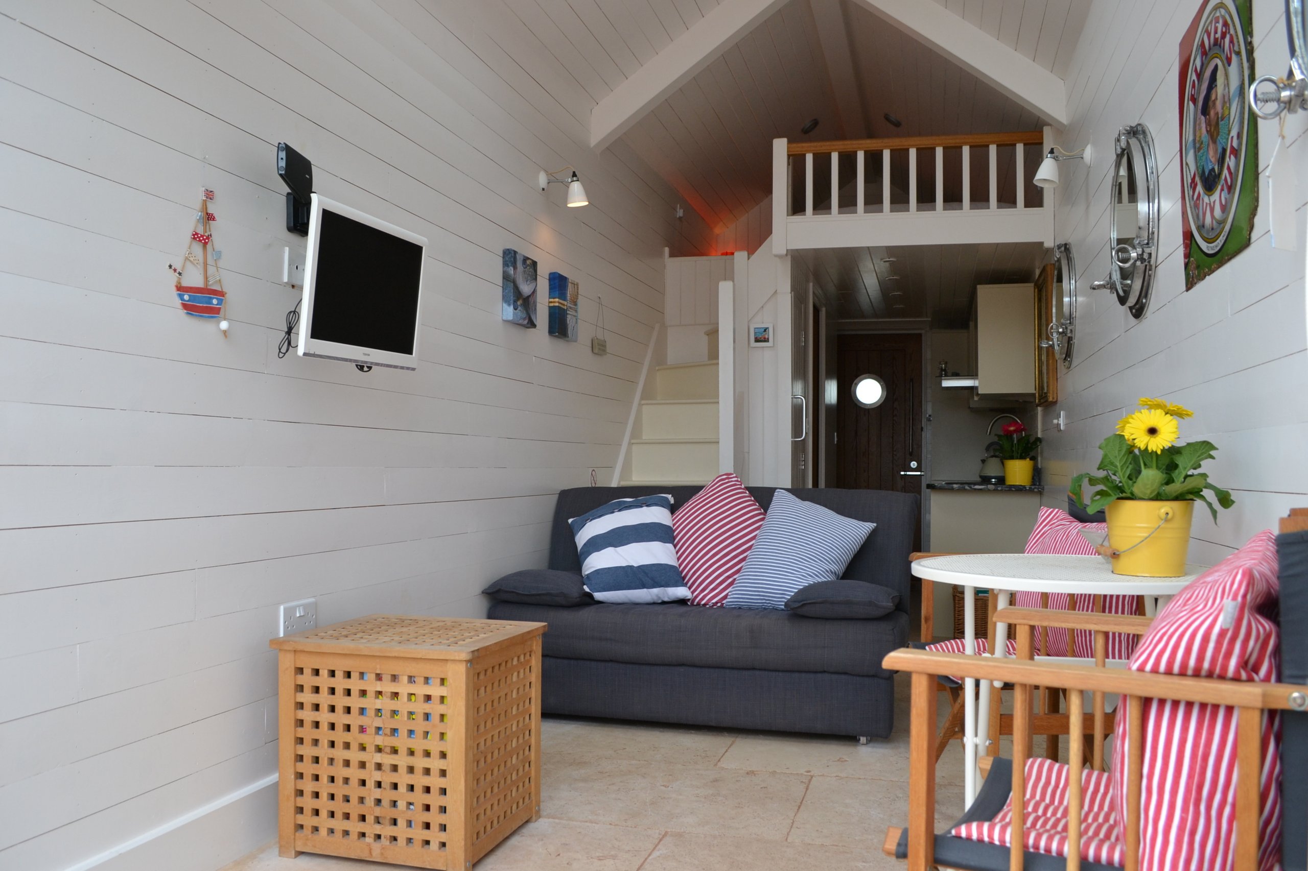 Shaldon Beach Hut 1