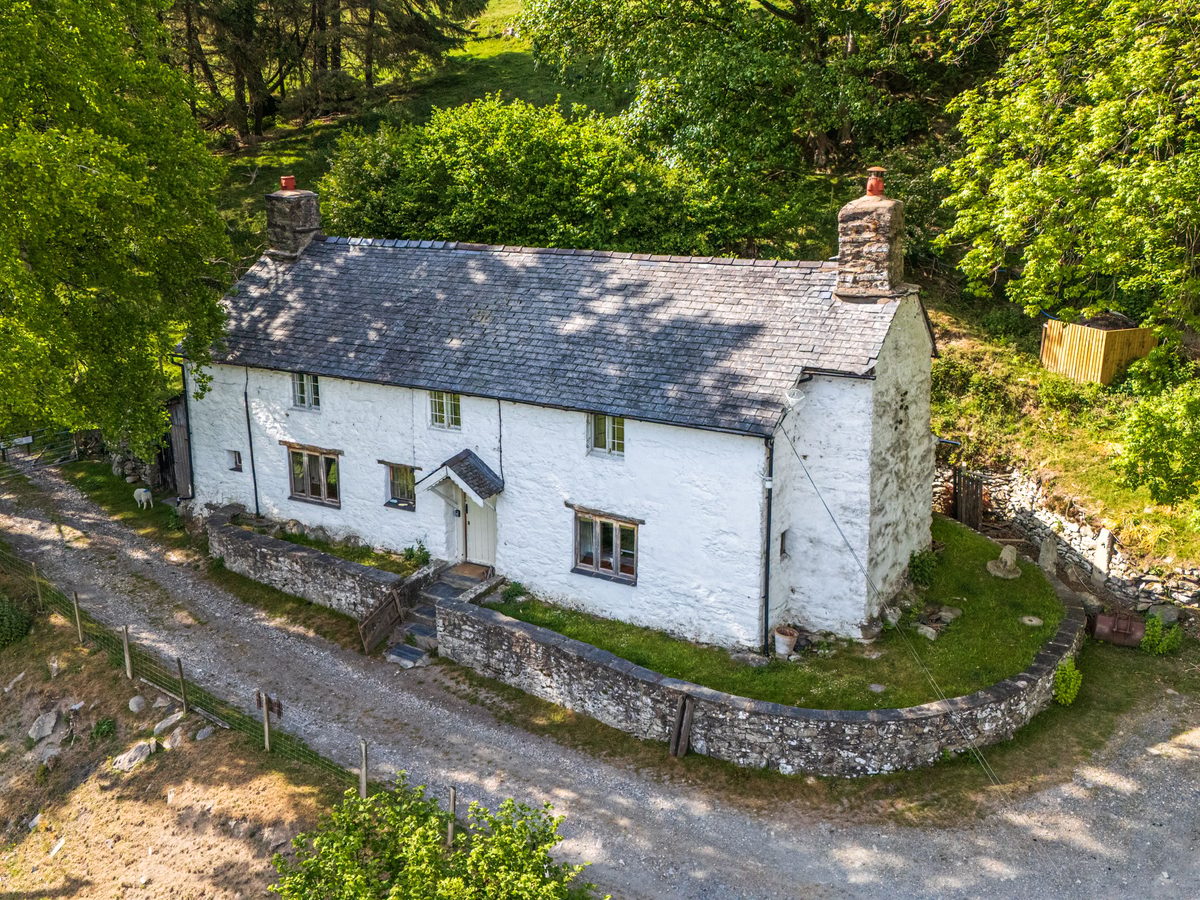 Upper Valley Farmhouse