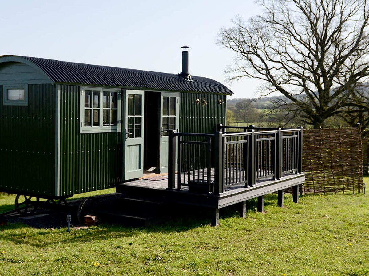 Shepherds Huts at Ashill Countryside Retreat