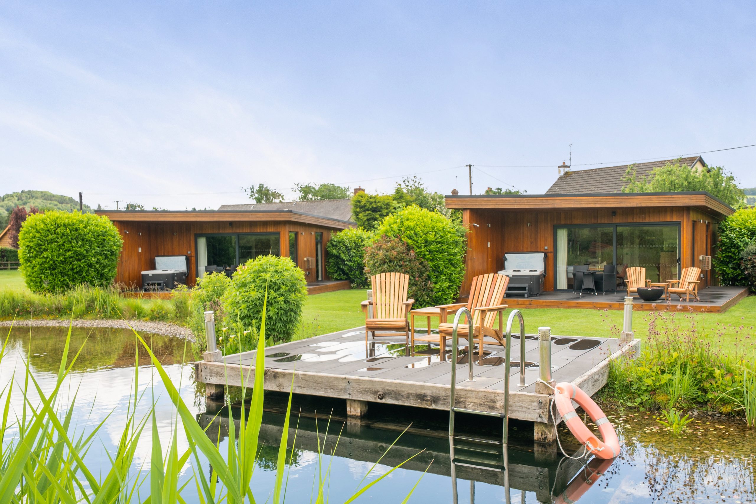 Baron Lodges - Image 1