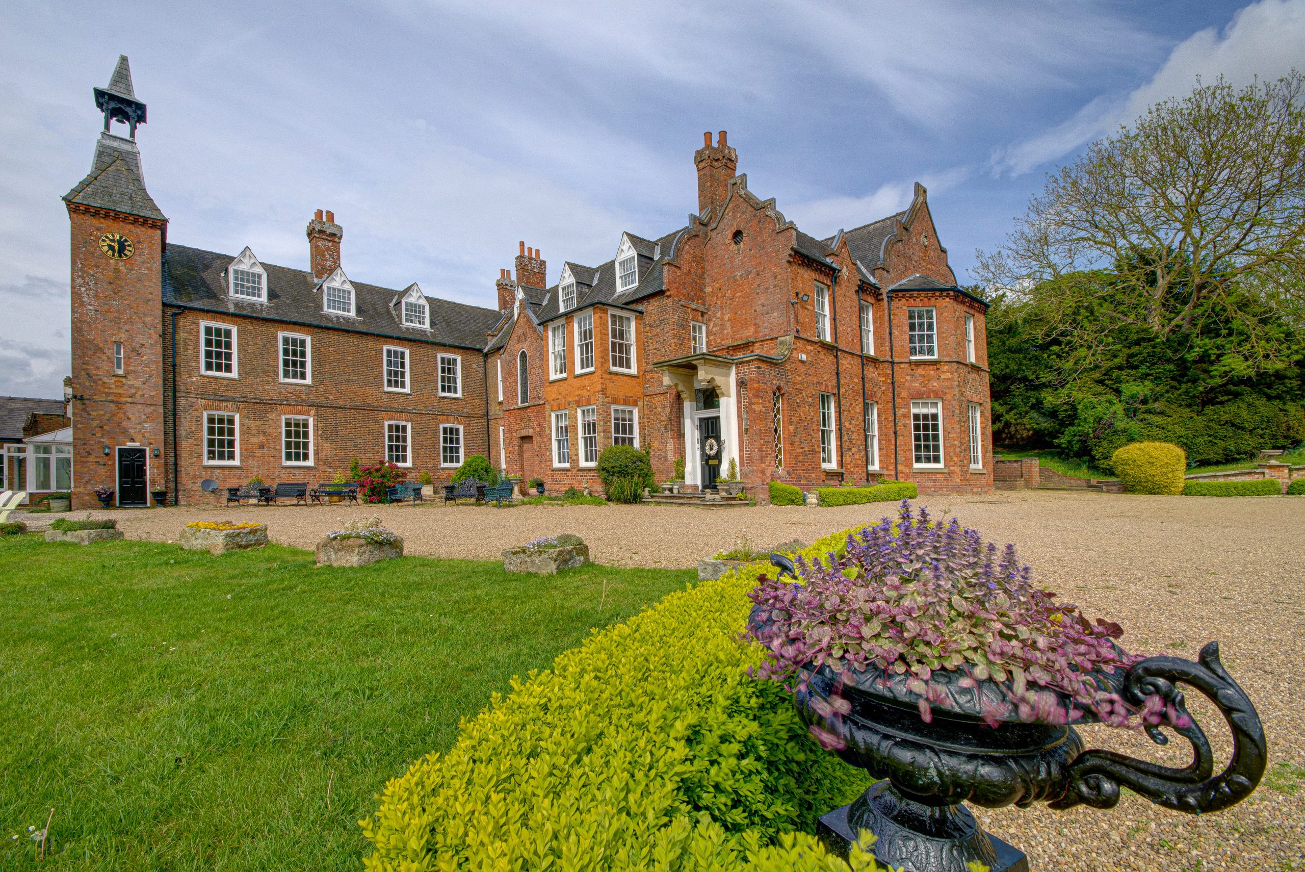 Skendleby Hall - Image 1