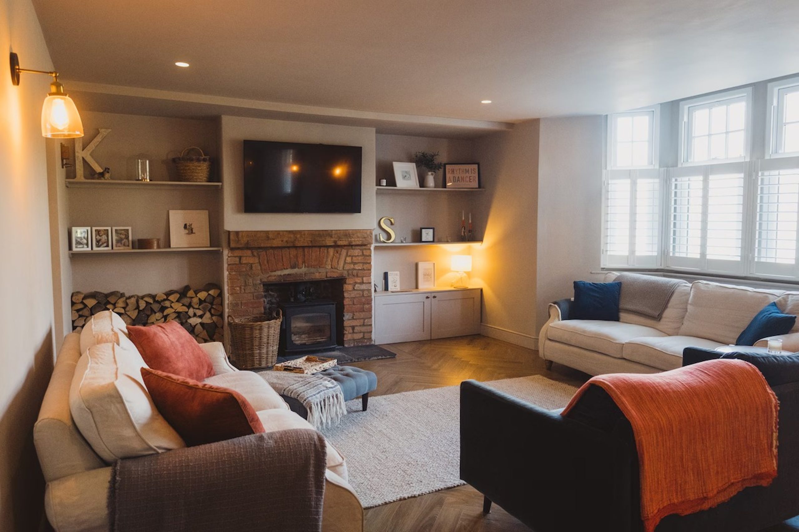 Brook House - Image 1