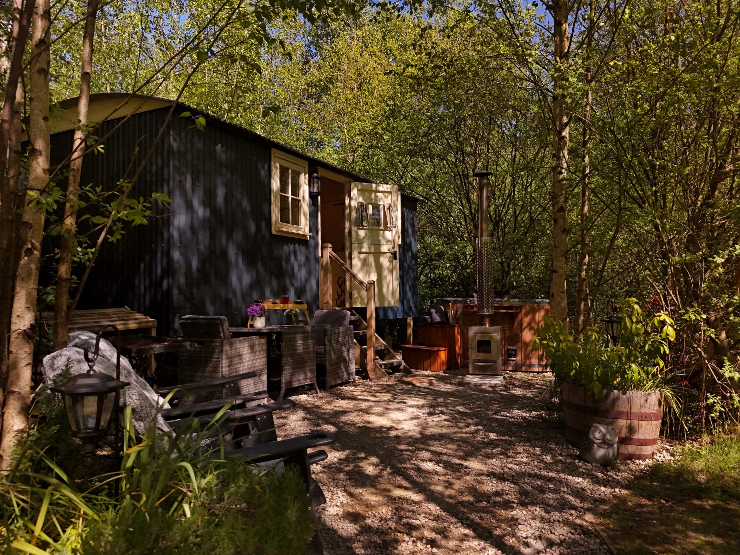 Hart Lake Escapes - Image 1