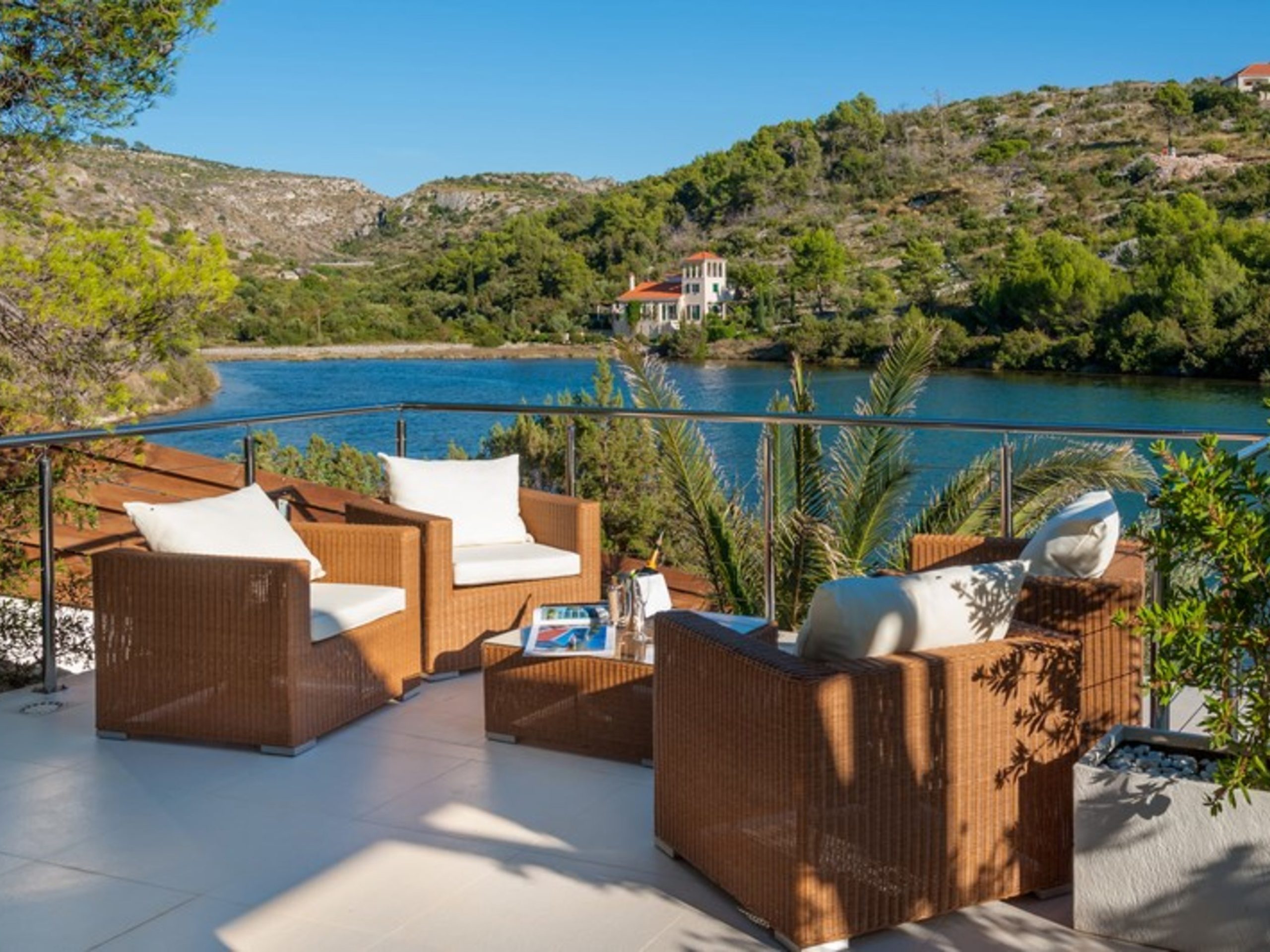 Villa Brac West