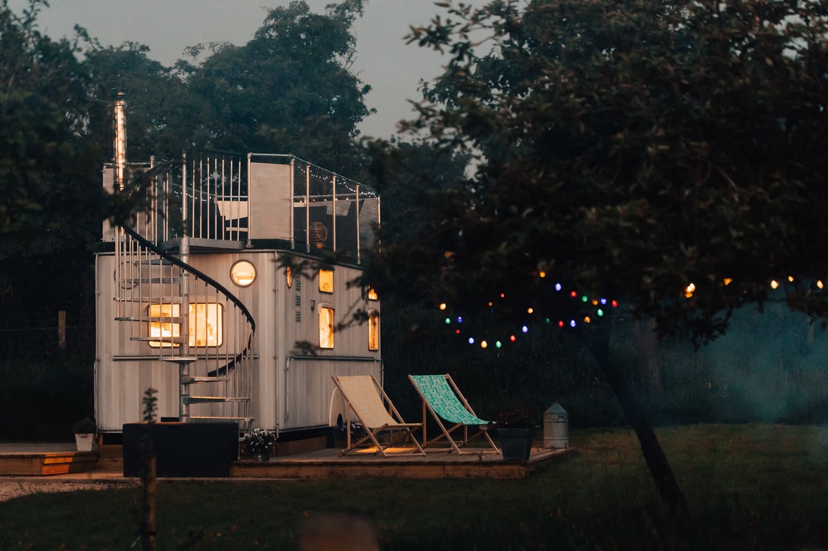 Warwick Knight Caravan