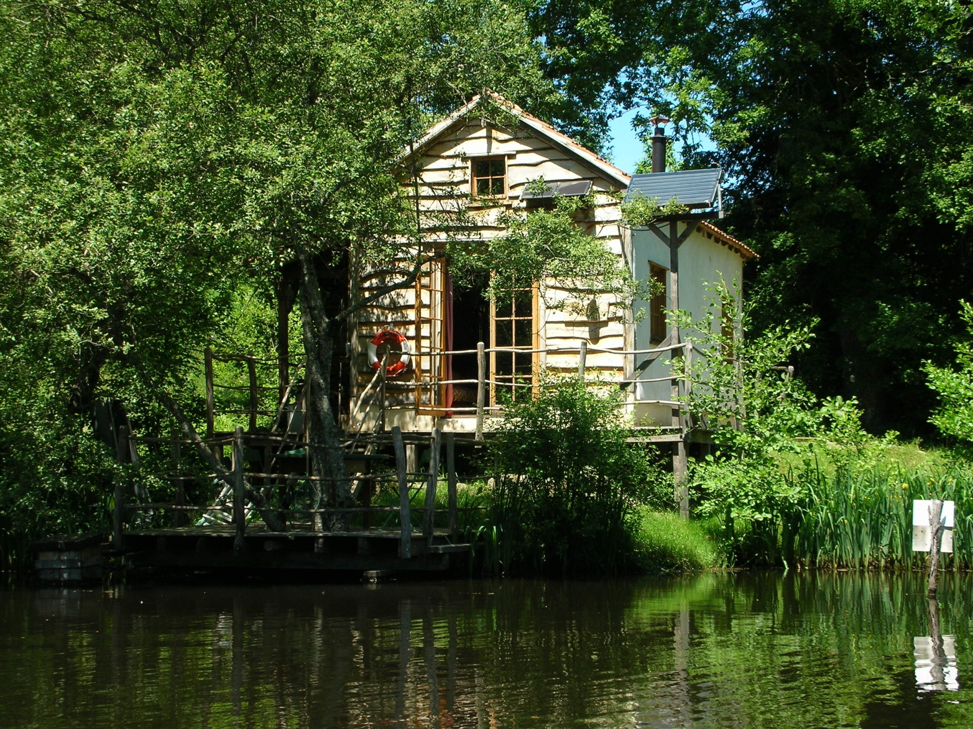 Covert Cabin