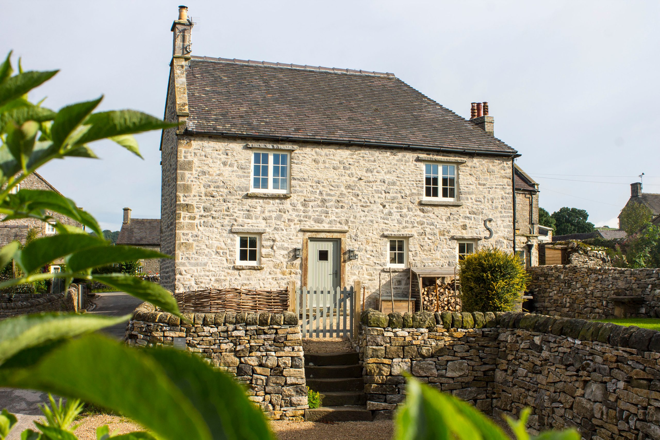 Harpur Barn - Image 1