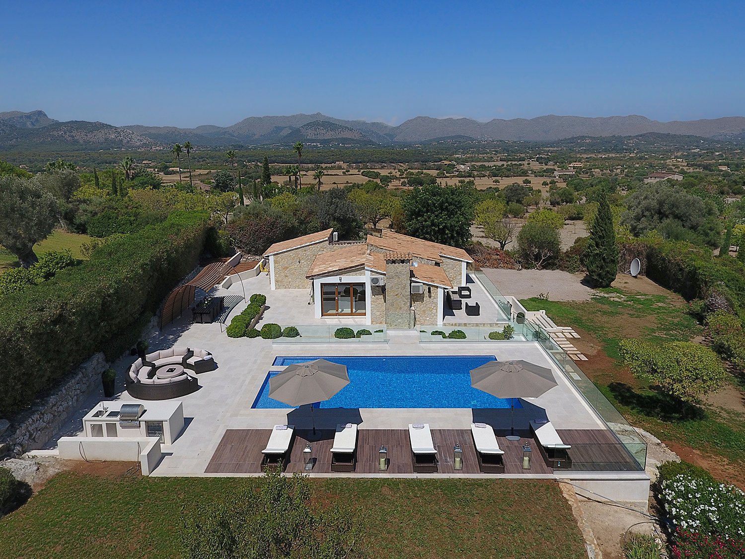 Villa Ava