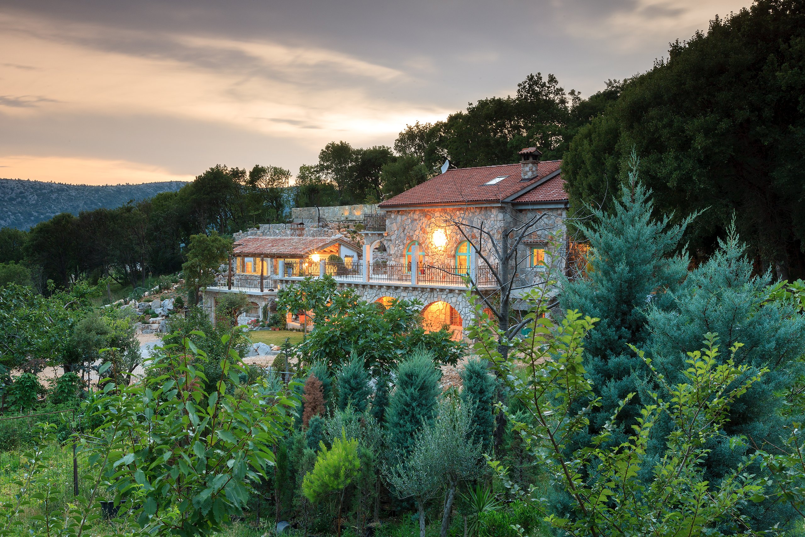 Villa Mirabilis