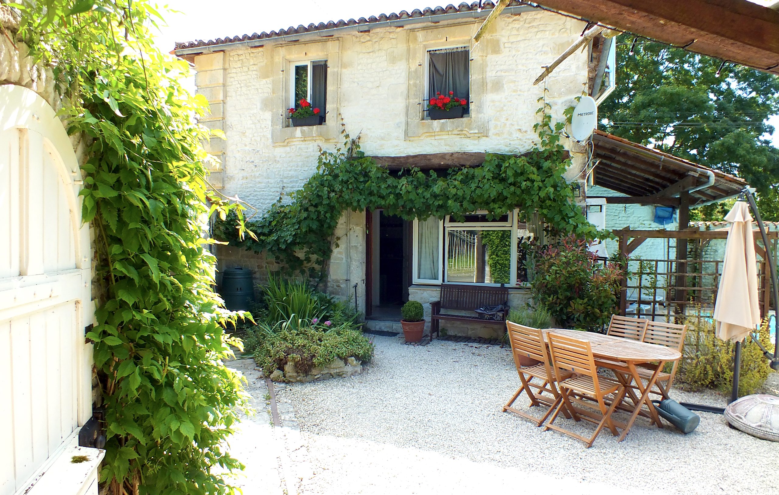 Le Beau Fief - Image 1
