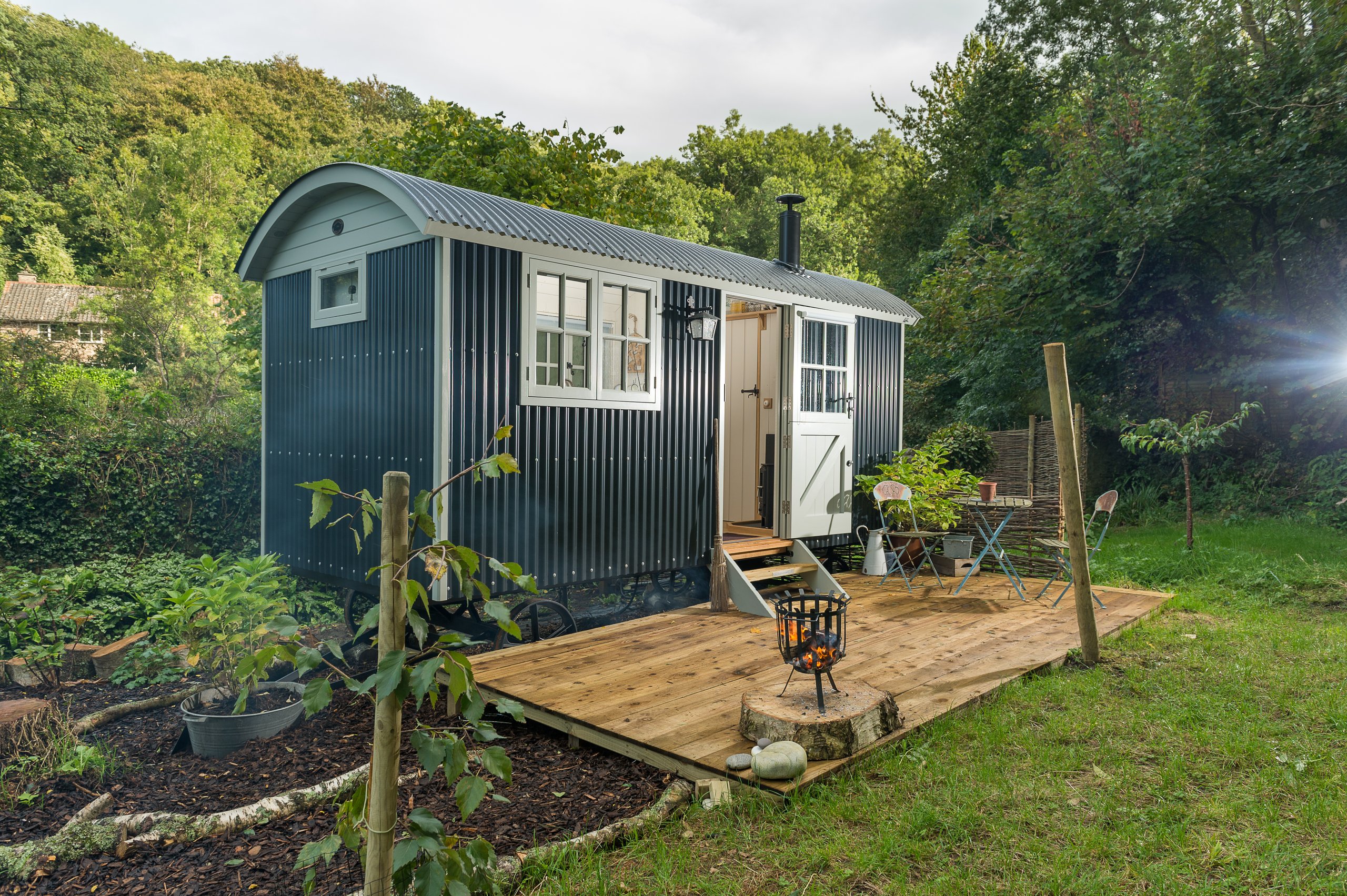 Ruby - Luxury Shepherd's Hut
