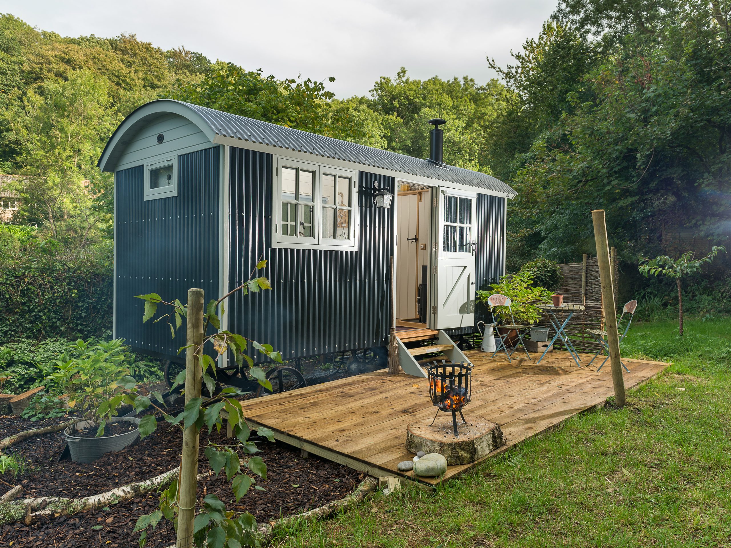 Ruby - Luxury Shepherd's Hut