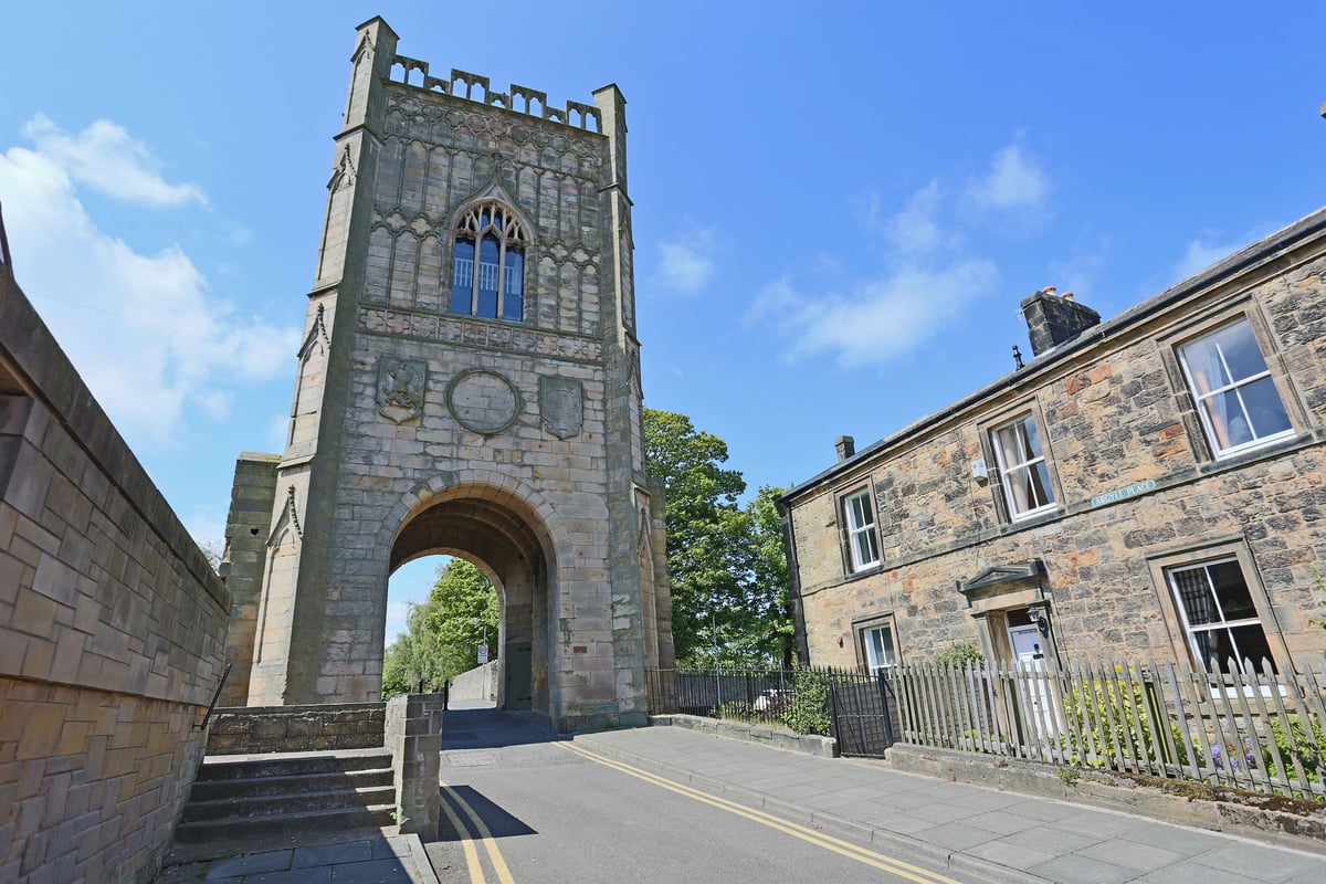 Pottergate Tower at Alnwick