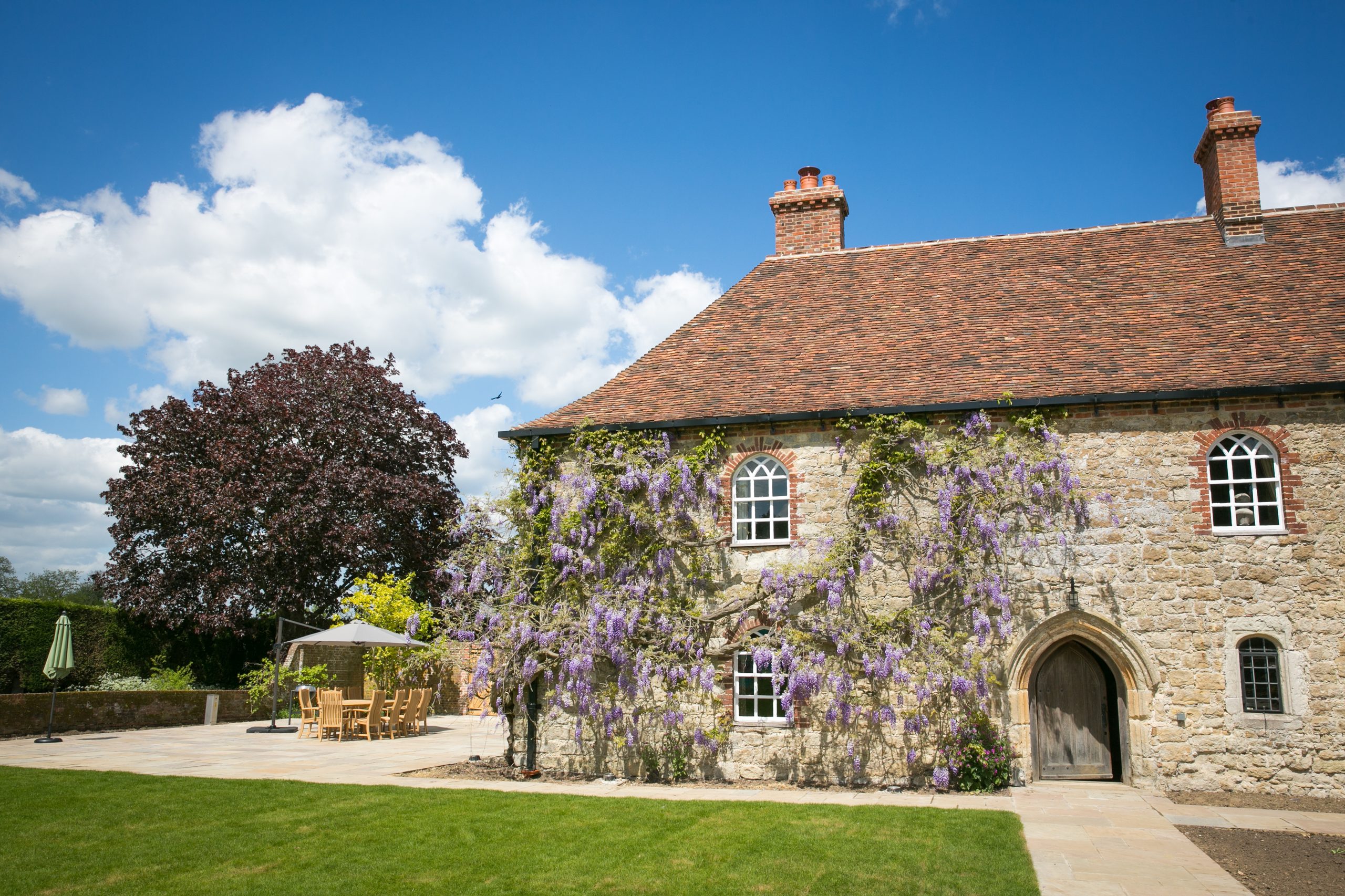 Battel Hall - Image 1