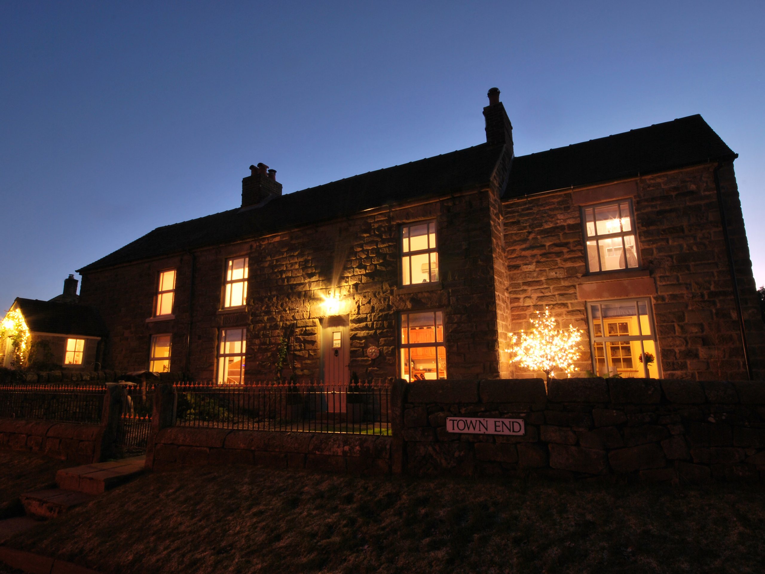 Honeysuckle Cottage