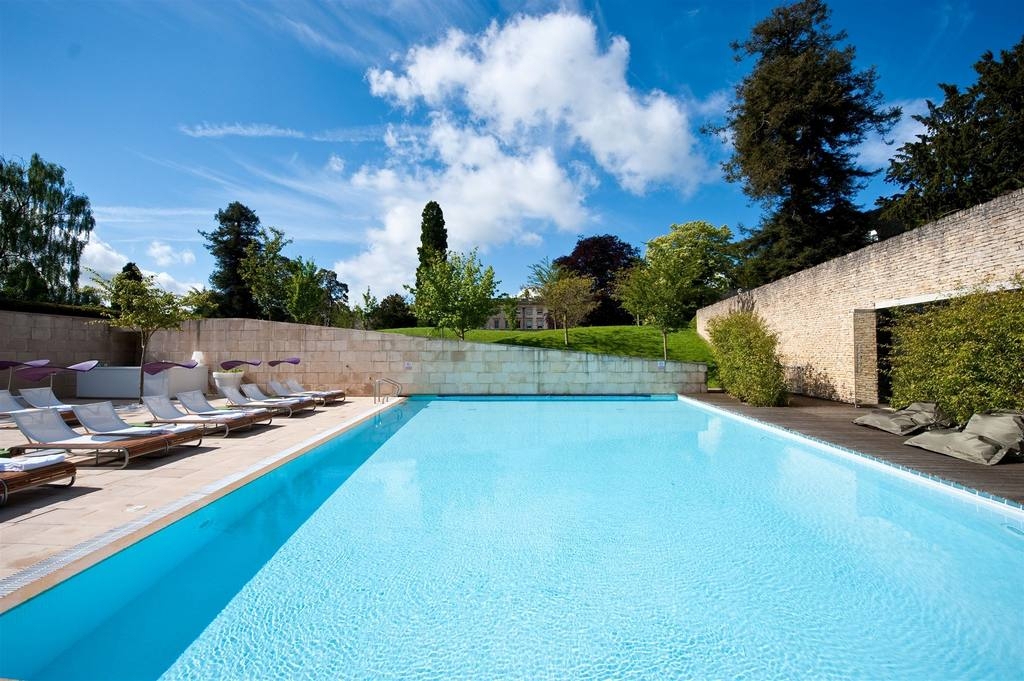 Cowley Manor