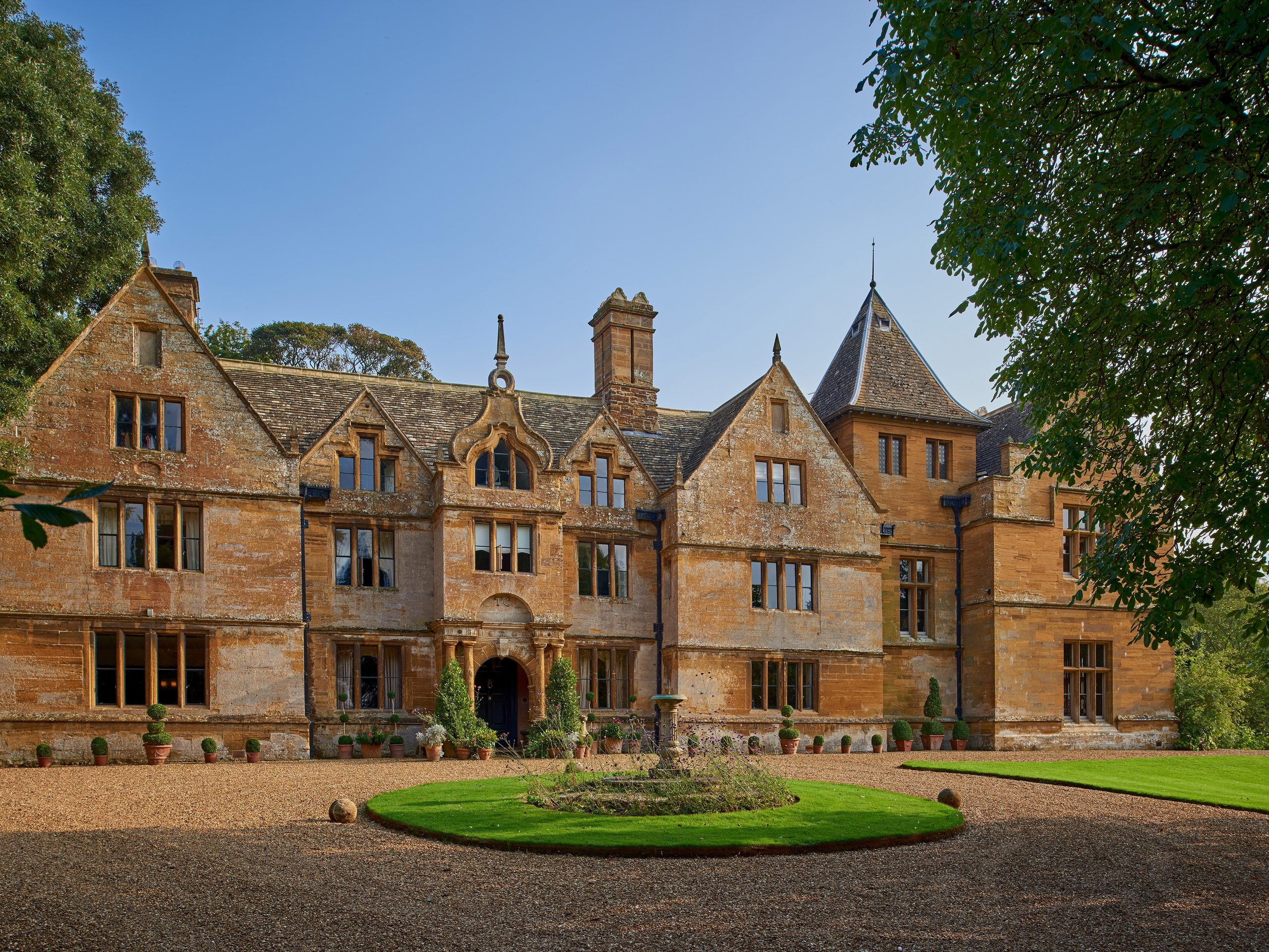 Mears Ashby Hall