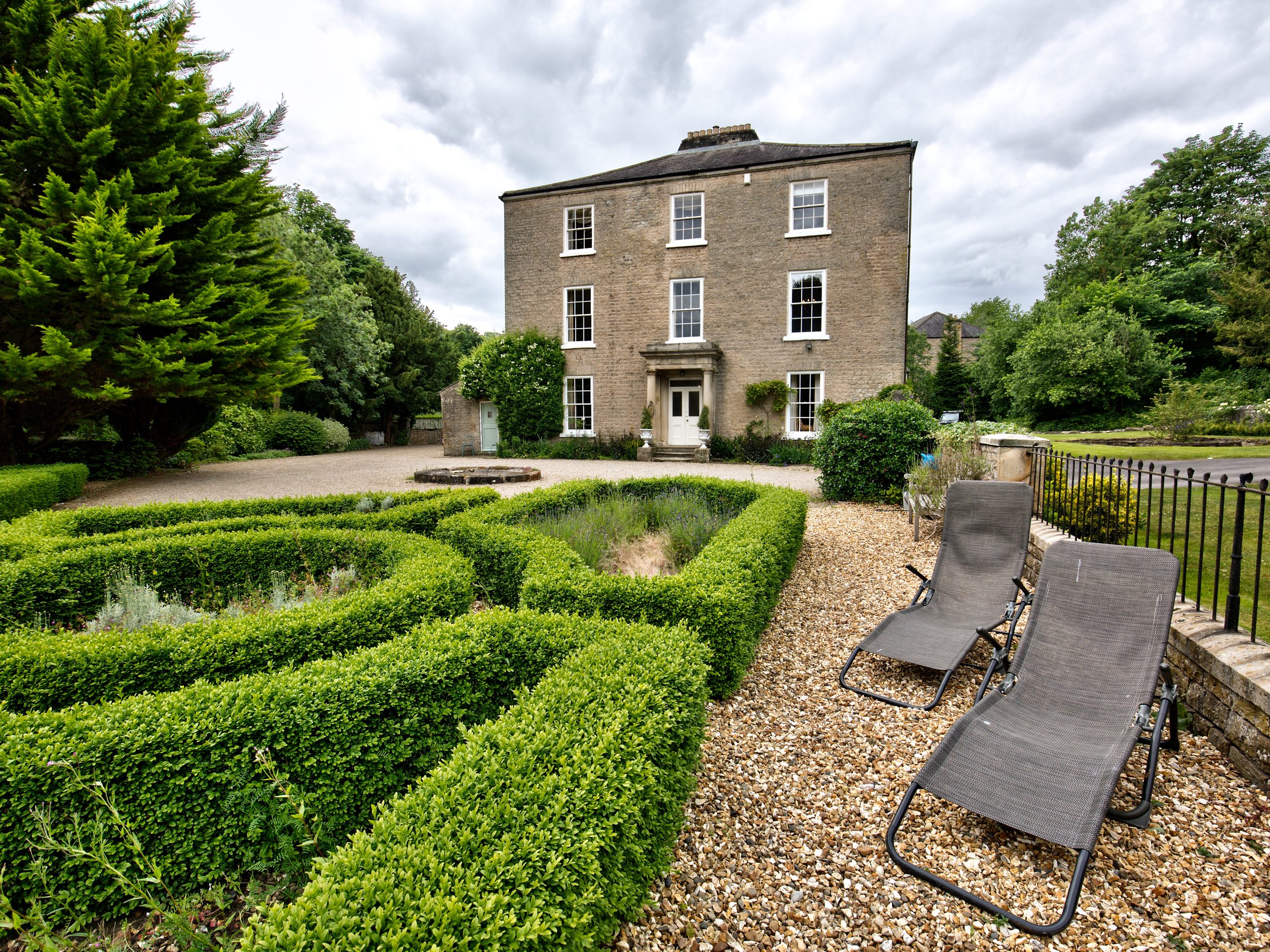 Howe Villa