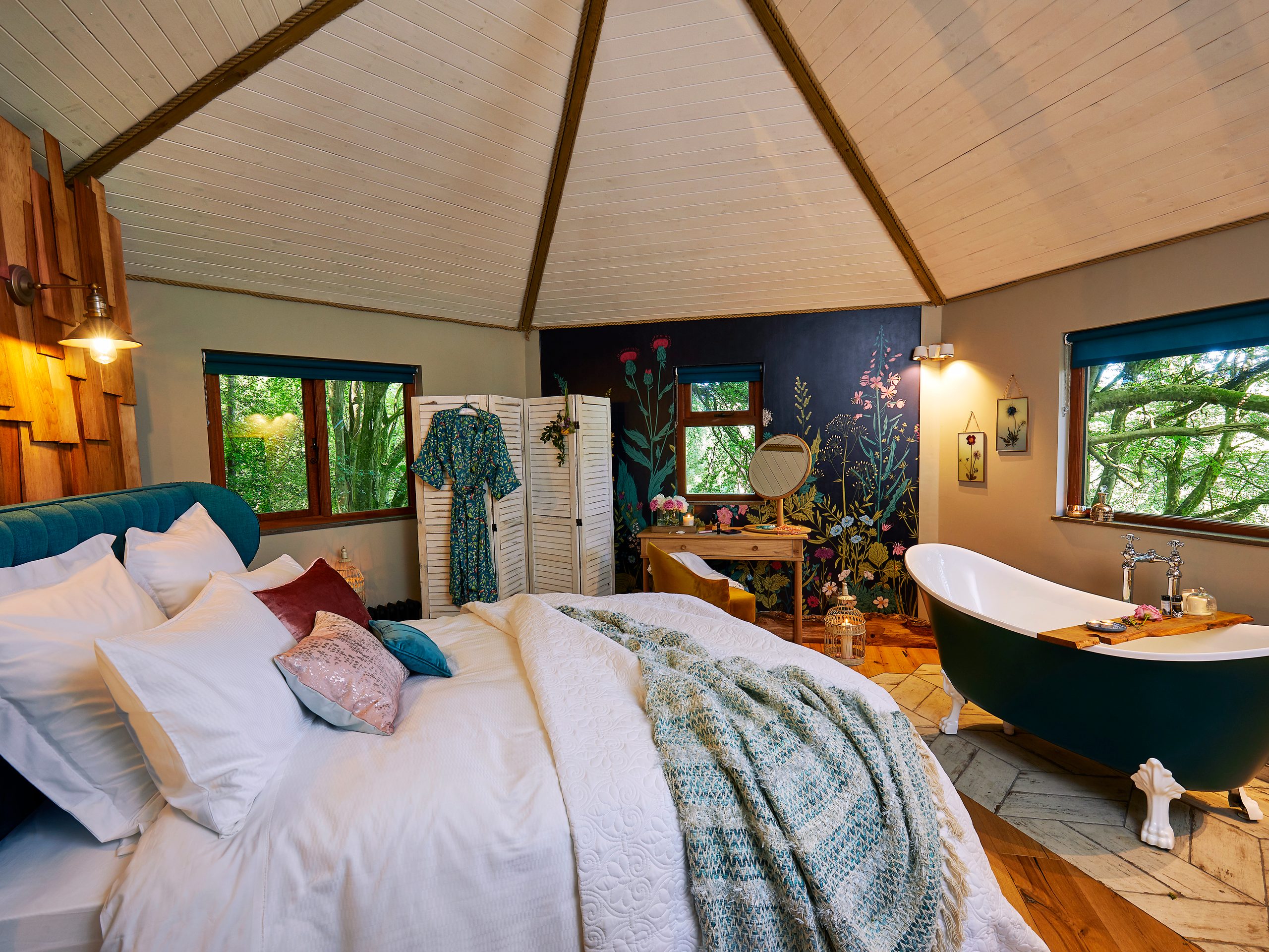 Ravendere Retreats Treehouse