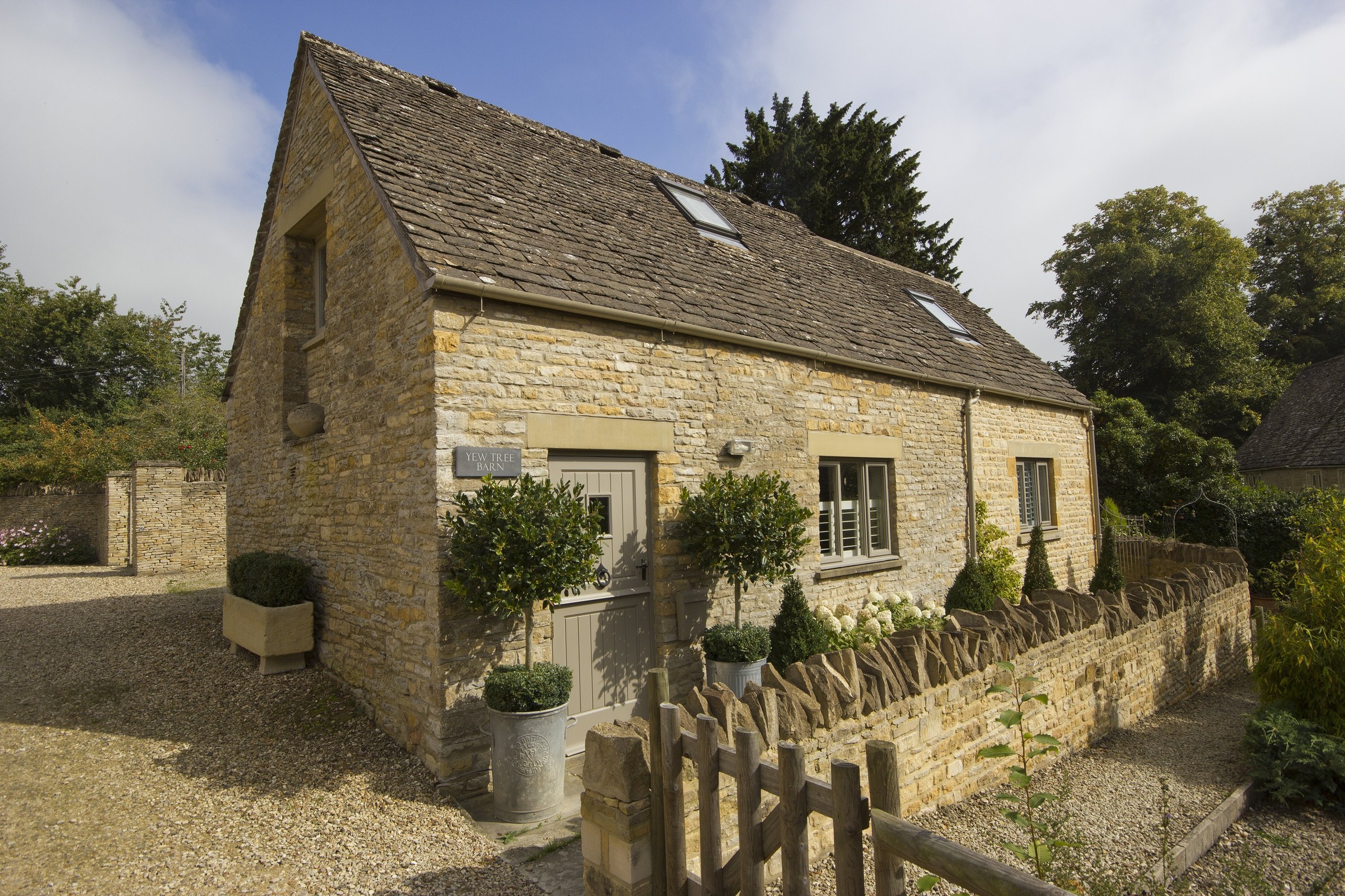 Yew Tree Barn Holiday Cottage