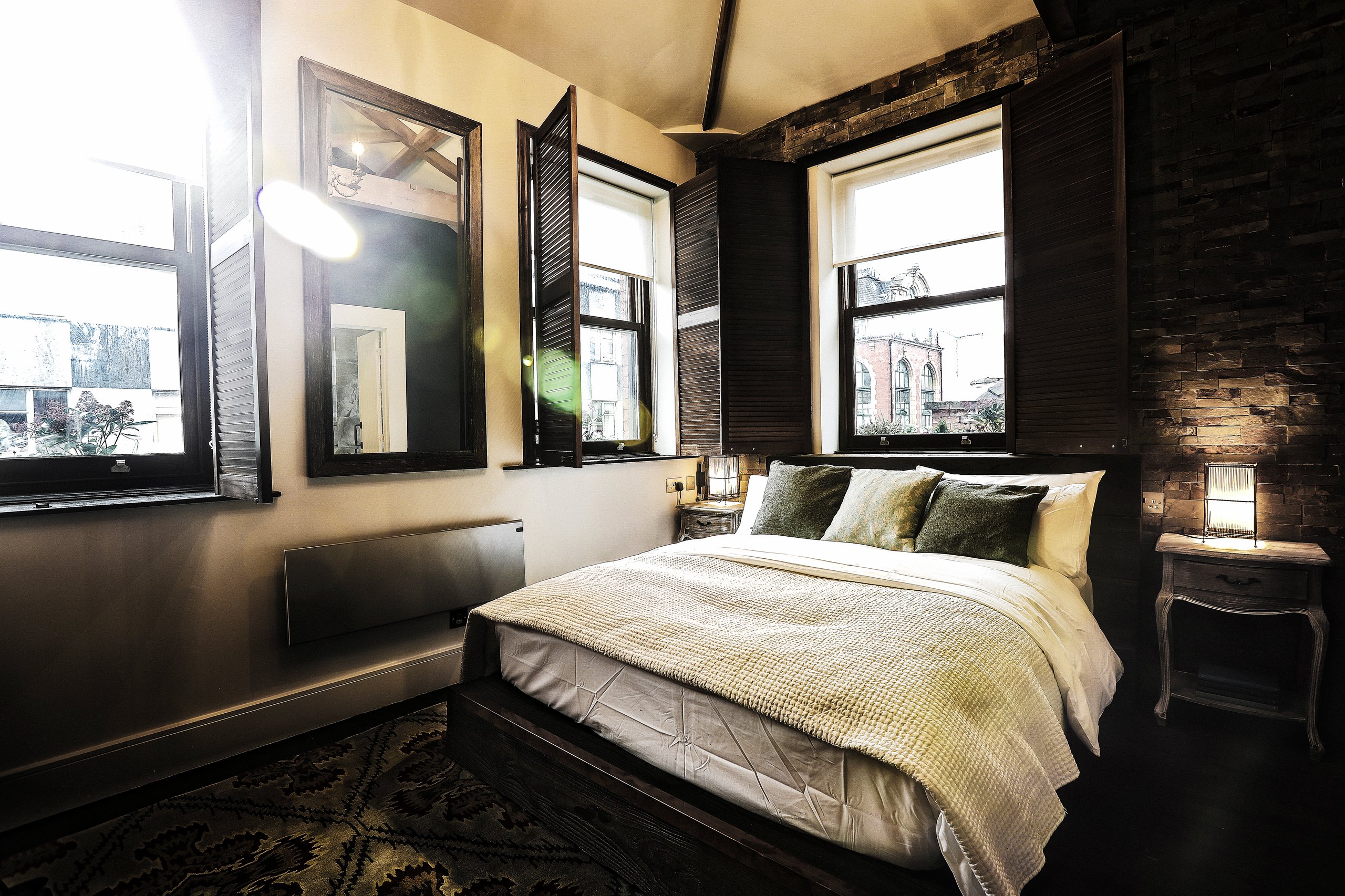 Cow Hollow Hotel