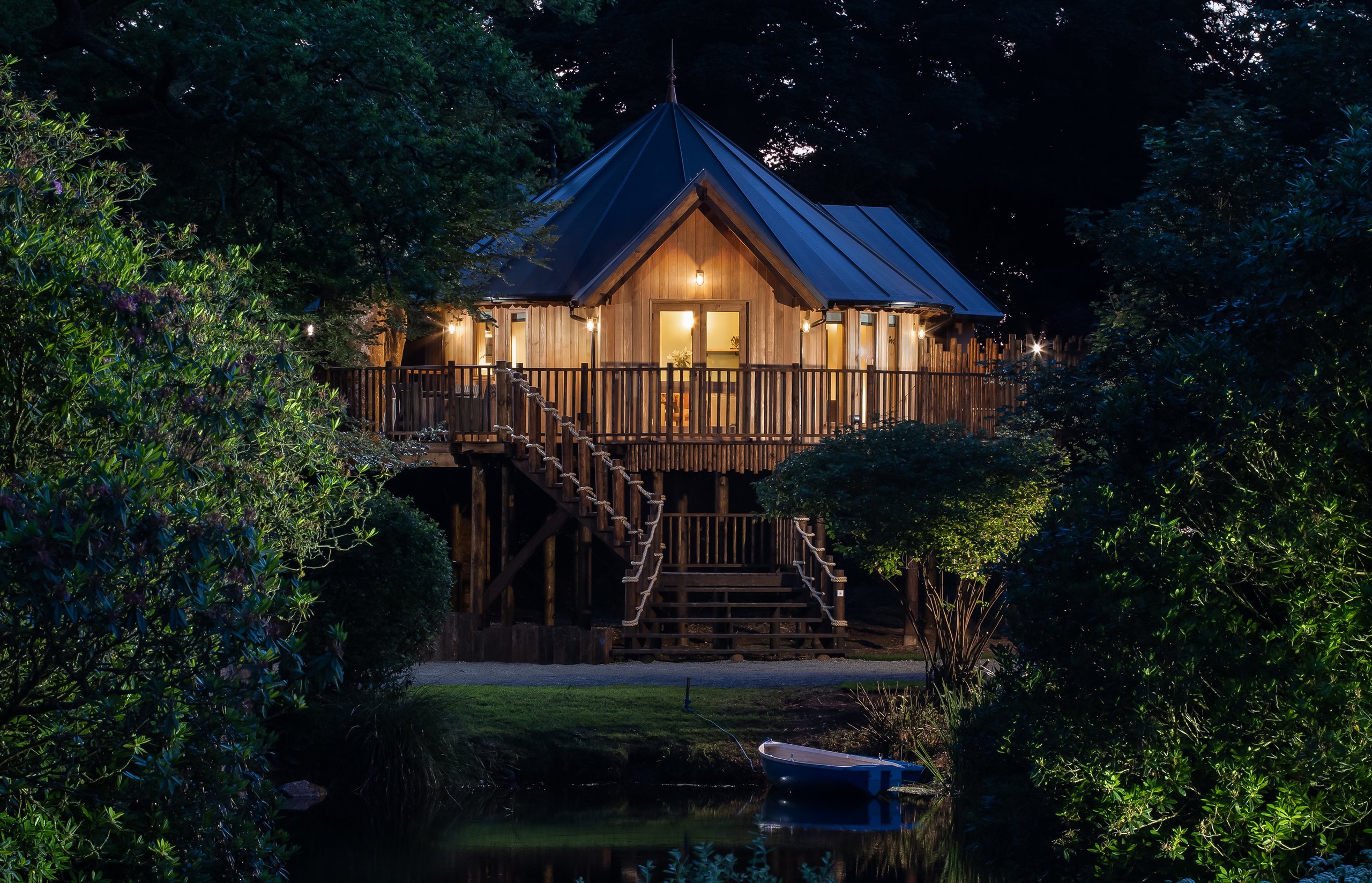 The Treehouse on the Lake